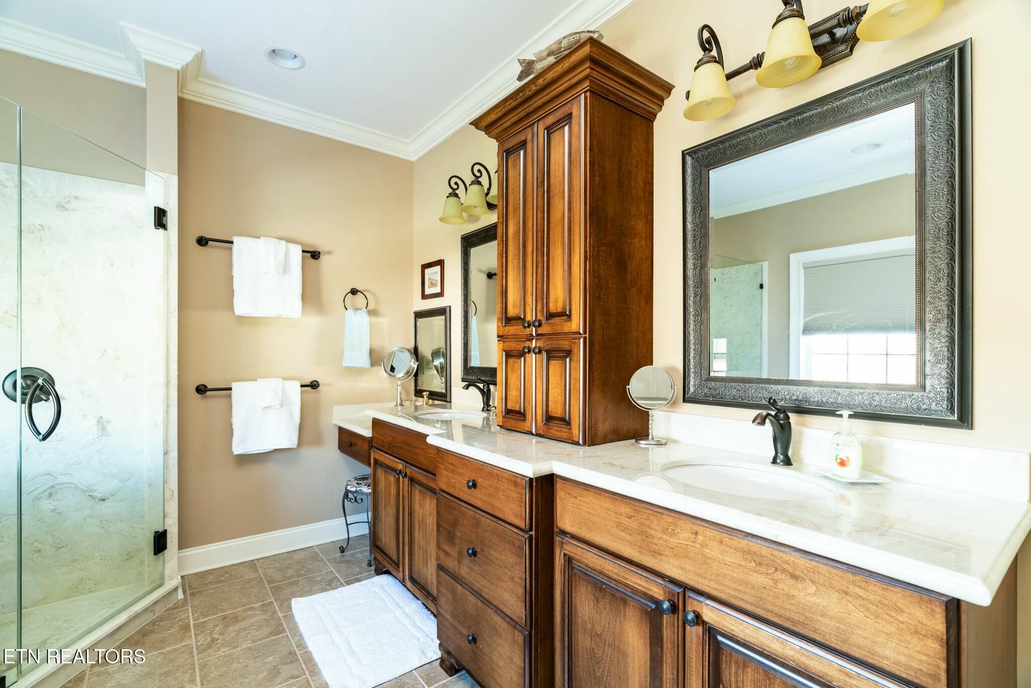227 Starboard Drive, Lenoir City, TN - Fort Loudoun and Tellico Lake Real Estate - Image# 13