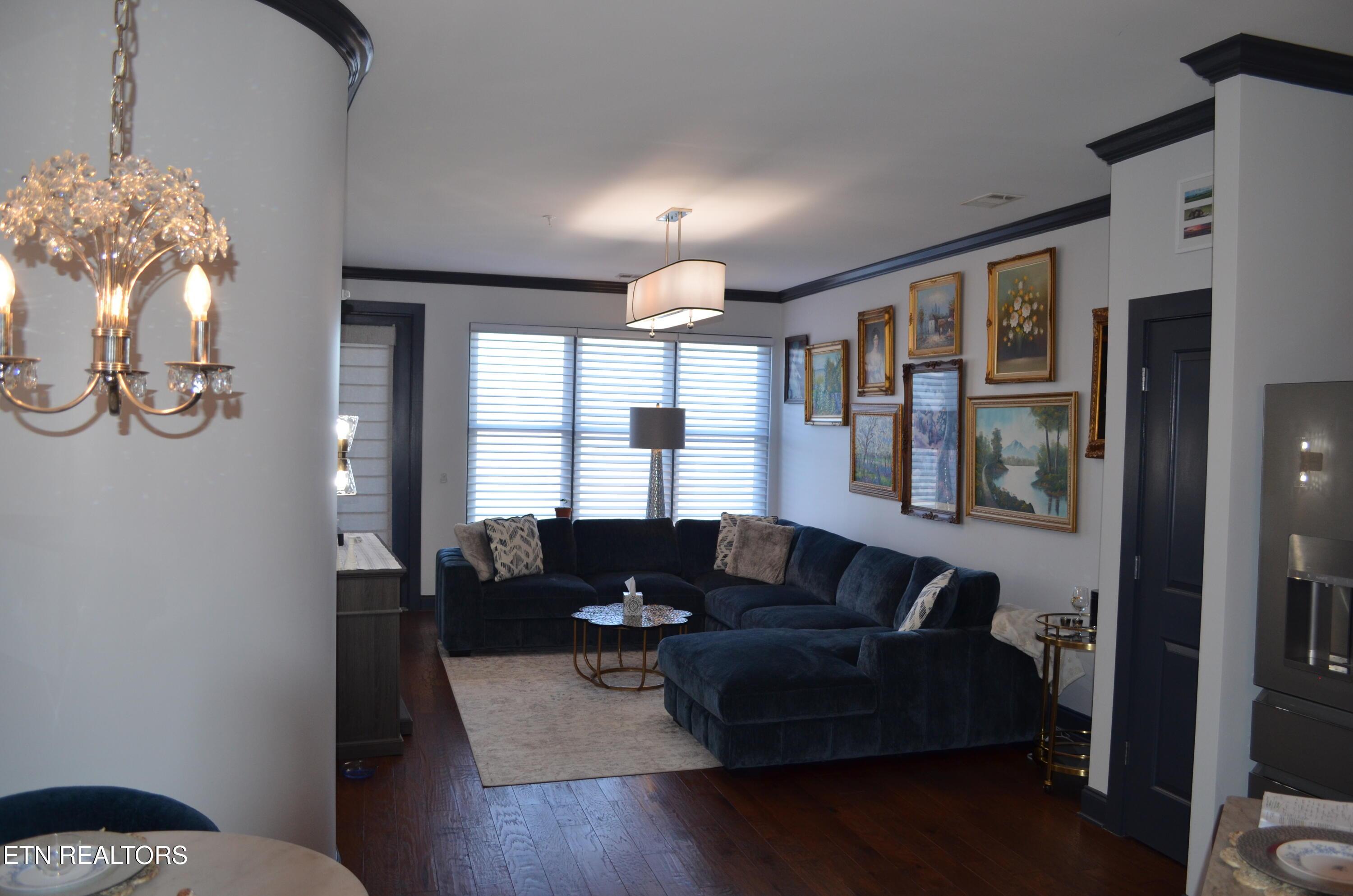 445 W Blount Ave, Knoxville, TN - Fort Loudoun and Tellico Lake Real Estate - Image# 12