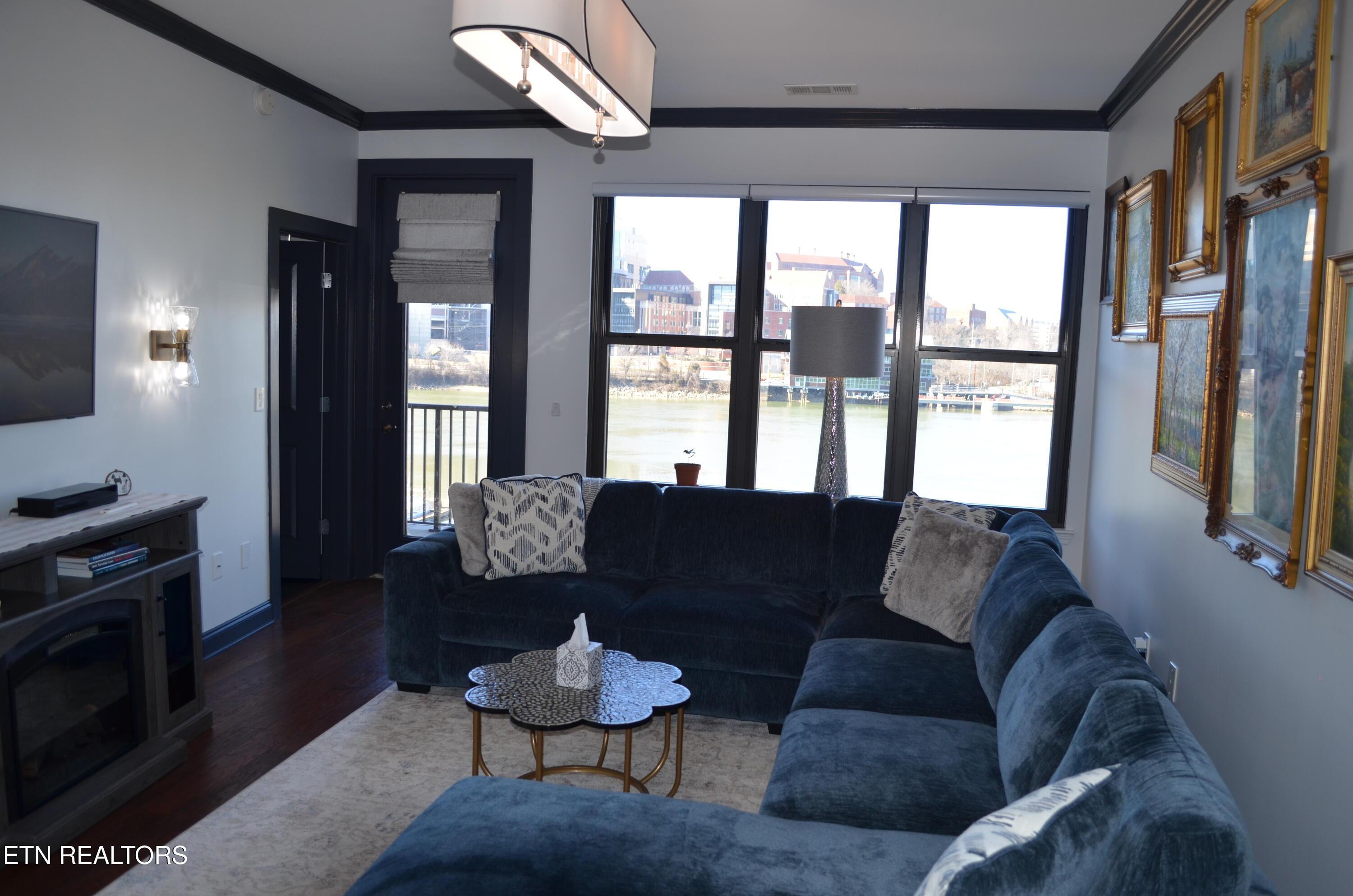 445 W Blount Ave, Knoxville, TN - Fort Loudoun and Tellico Lake Real Estate - Image# 16