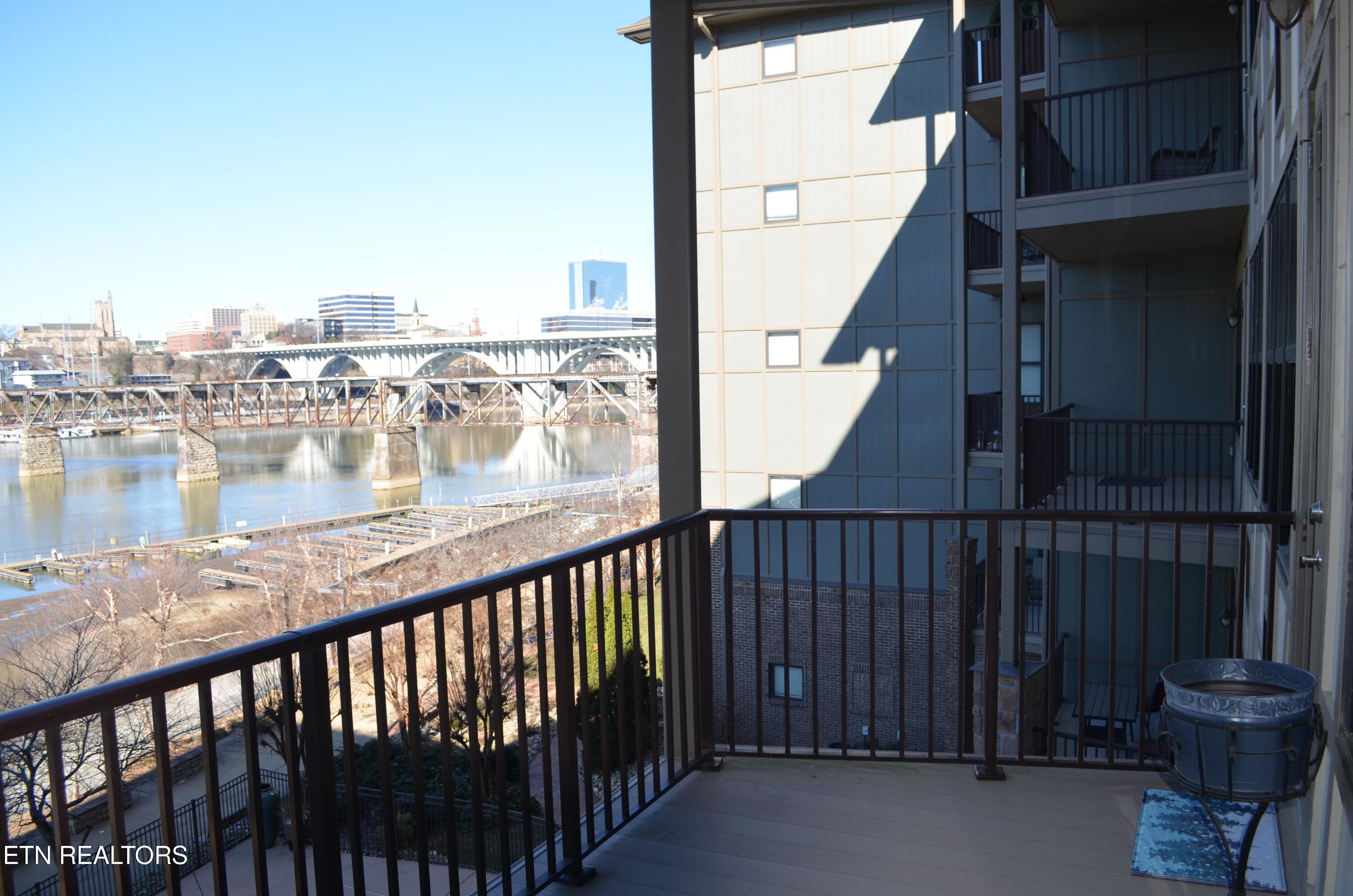 445 W Blount Ave, Knoxville, TN - Fort Loudoun and Tellico Lake Real Estate - Image# 21