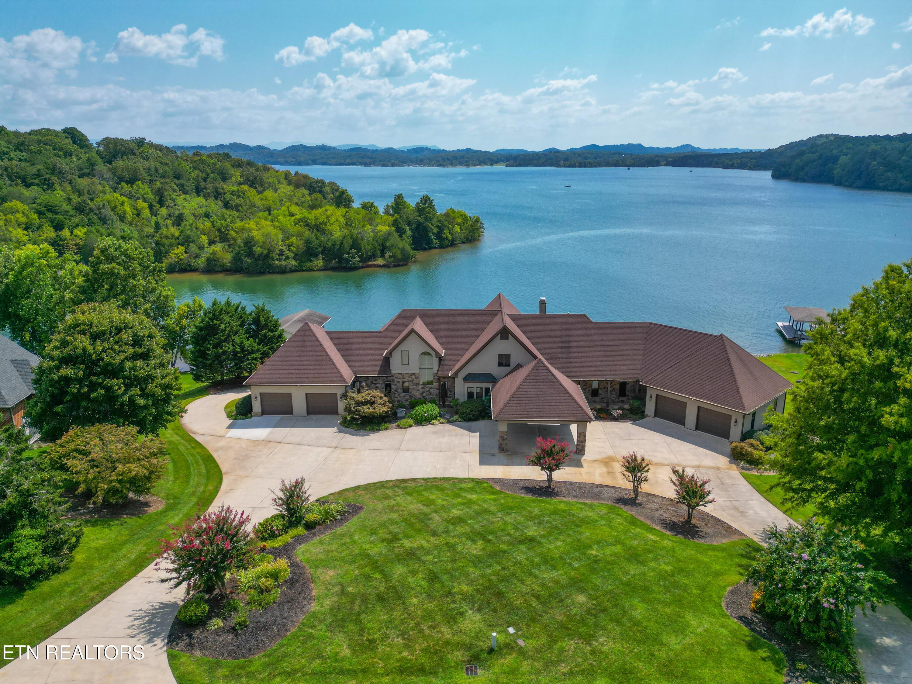 129 Indian Shadows Drive, Maryville, TN - Fort Loudoun and Tellico Lake Real Estate - Image# 1