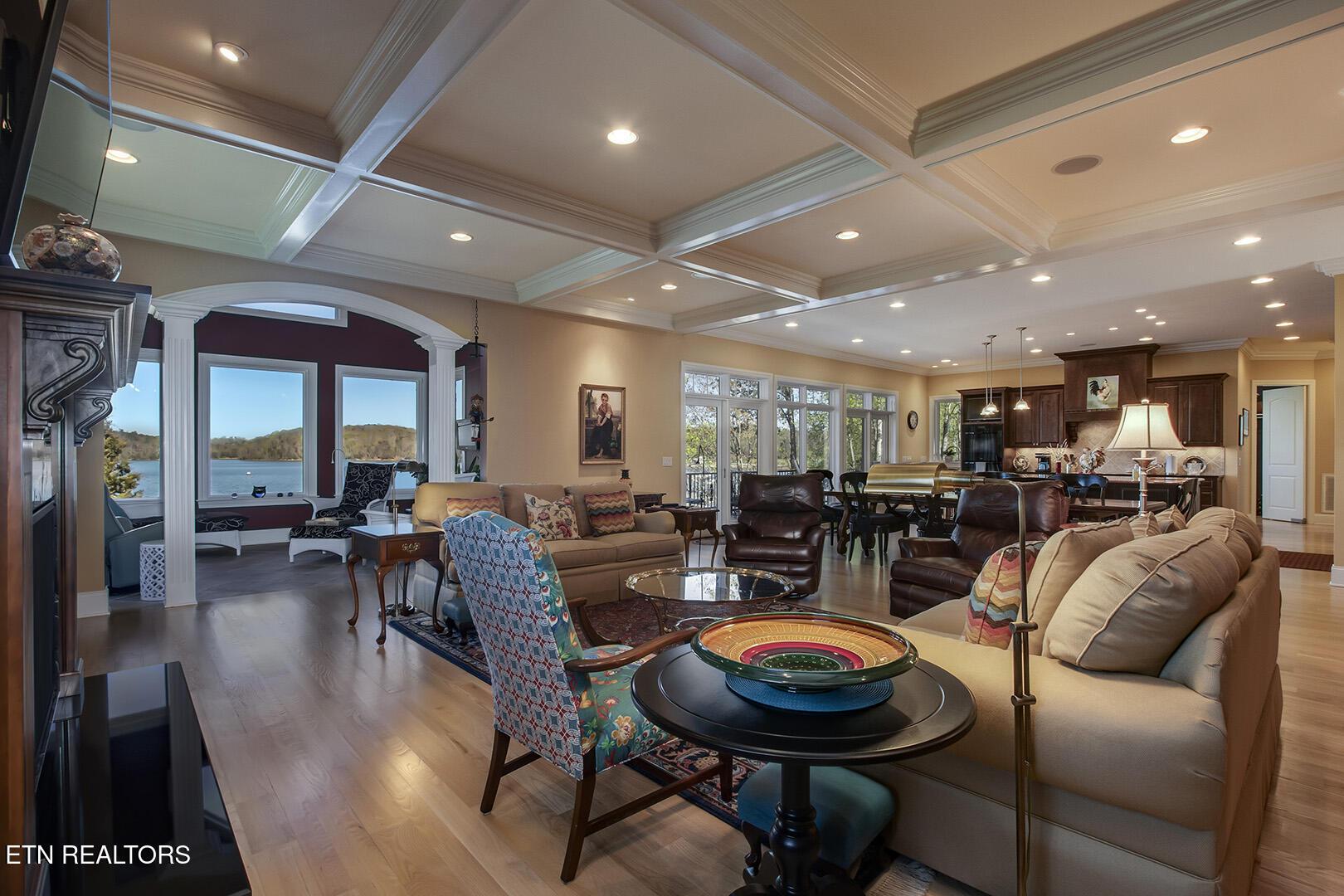 18128 Lighthouse Pointe Drive, Lenoir City, TN - Fort Loudoun and Tellico Lake Real Estate - Image# 10