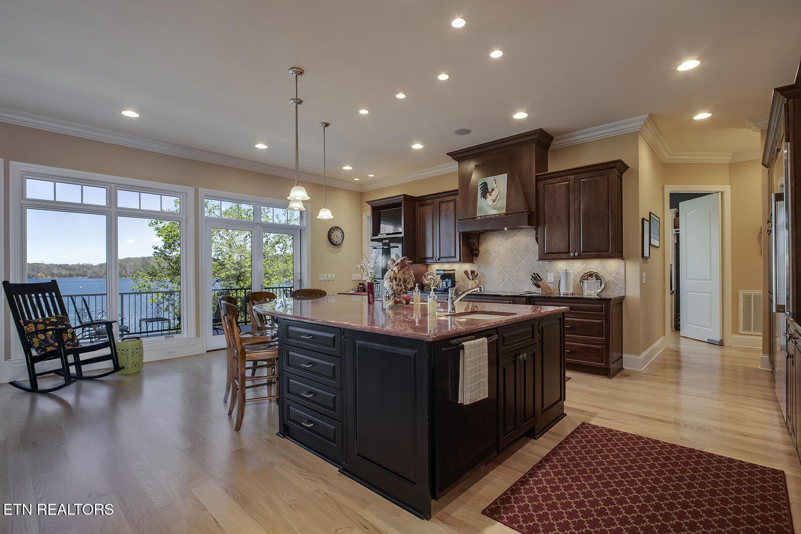 18128 Lighthouse Pointe Drive, Lenoir City, TN - Fort Loudoun and Tellico Lake Real Estate - Image# 12
