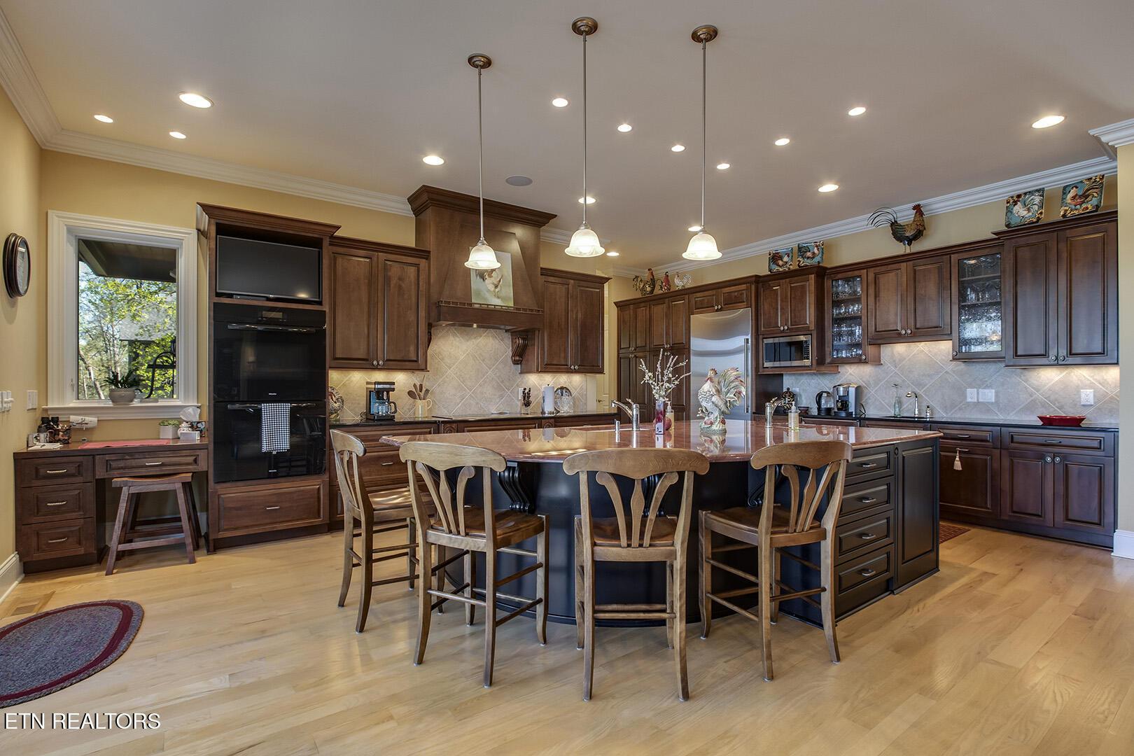 18128 Lighthouse Pointe Drive, Lenoir City, TN - Fort Loudoun and Tellico Lake Real Estate - Image# 16
