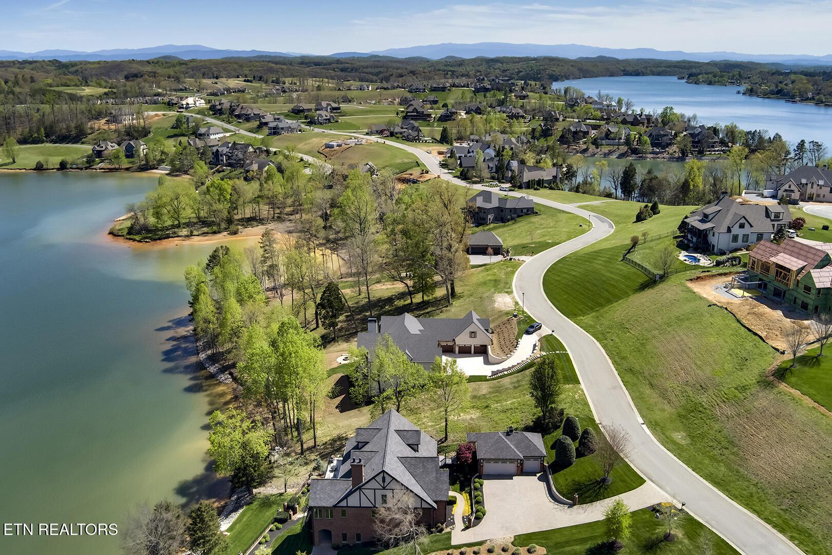 18128 Lighthouse Pointe Drive, Lenoir City, TN - Fort Loudoun and Tellico Lake Real Estate - Image# 48