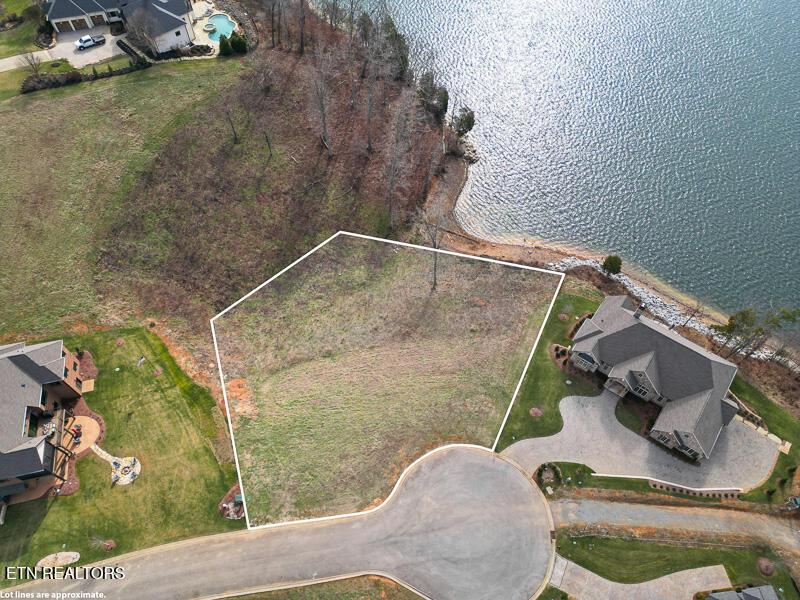 1999 Taffrail Drive, Lenoir City, TN - Fort Loudoun and Tellico Lake Real Estate - Image# 6