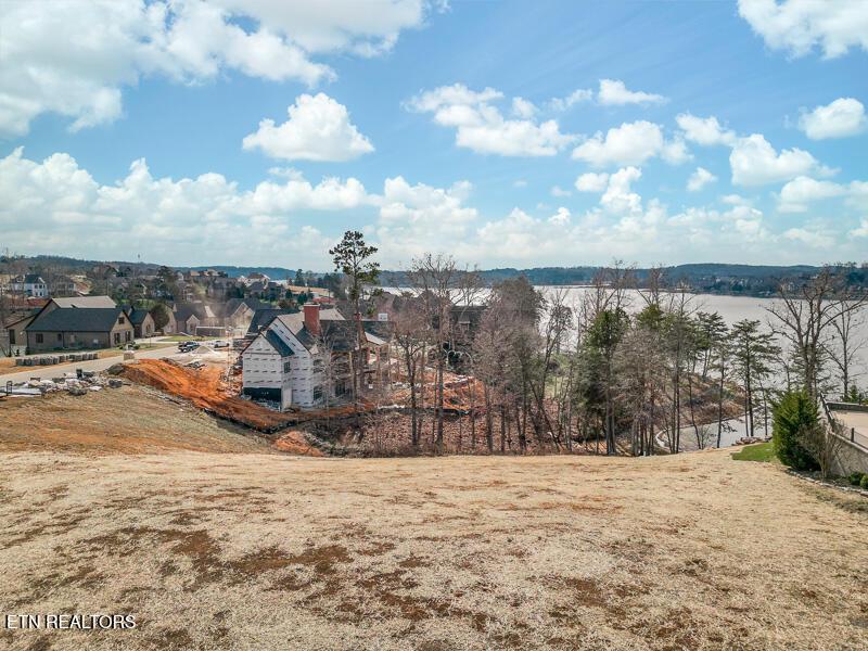 1700 Bower Court, Lenoir City, TN - Fort Loudoun and Tellico Lake Real Estate - Image# 2