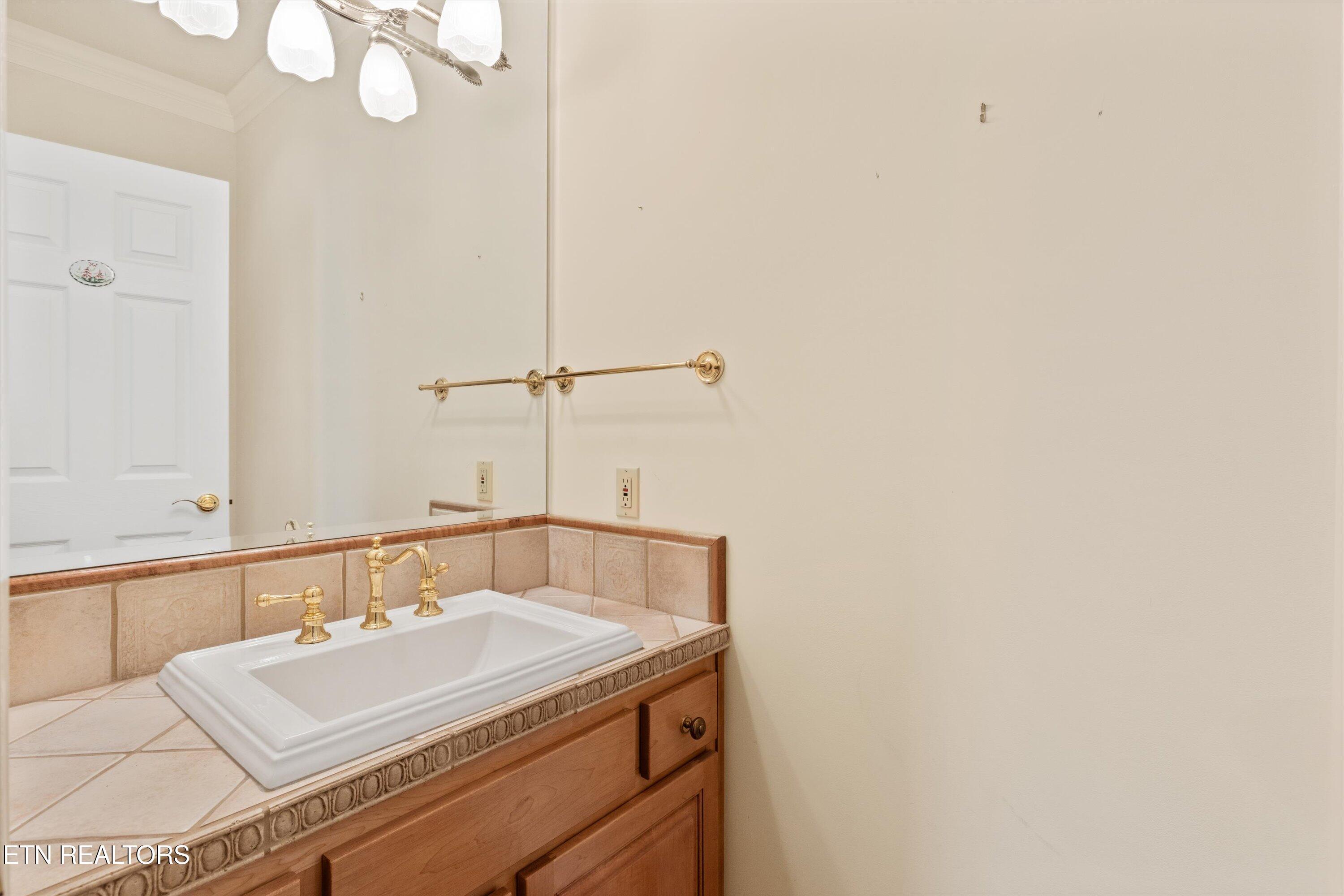 207 Oligi Circle, Loudon, TN - Fort Loudoun and Tellico Lake Real Estate - Image# 23