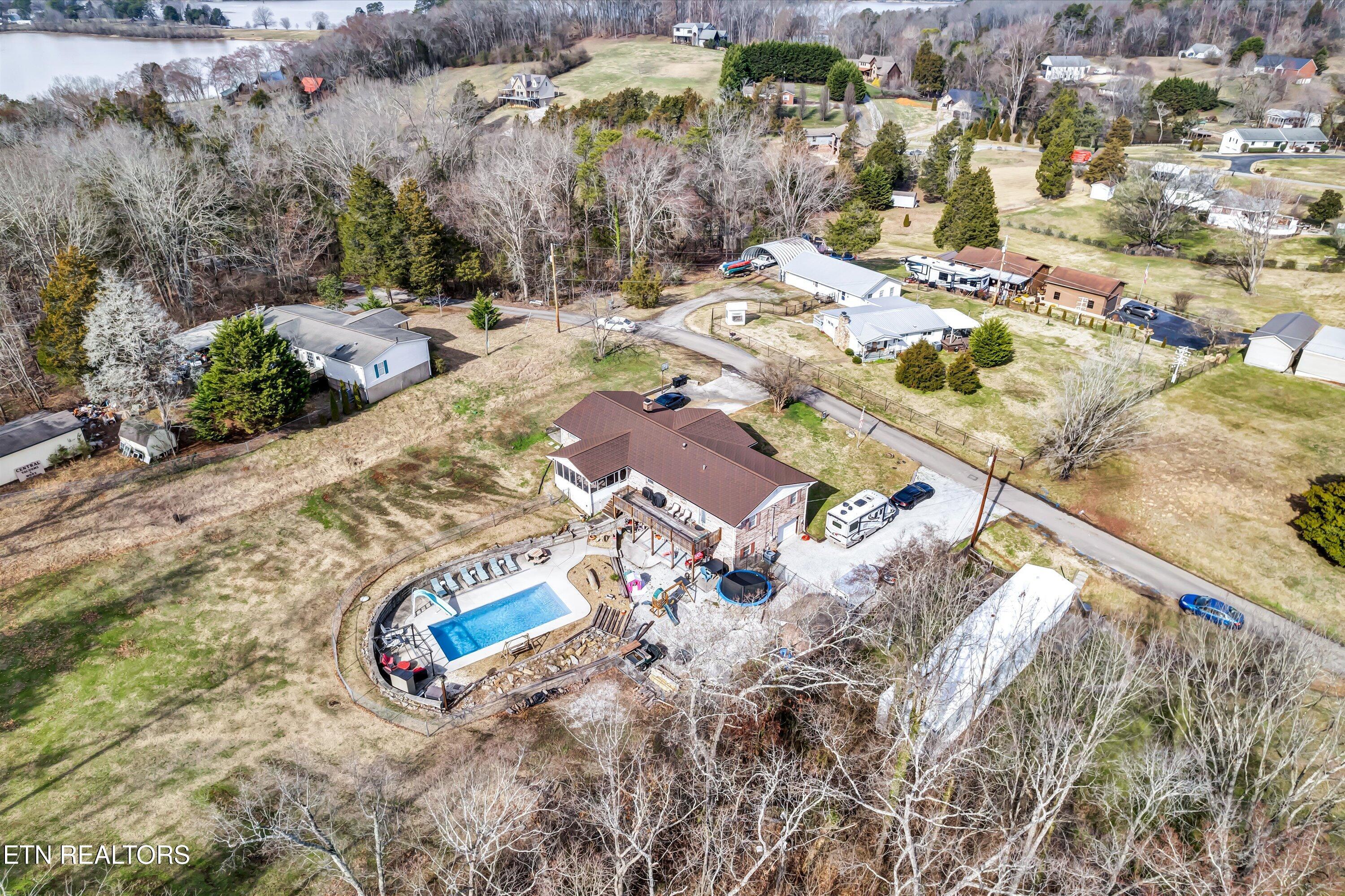 3415 Lakeshore Church Rd, Louisville, TN - Fort Loudoun and Tellico Lake Real Estate - Image# 47