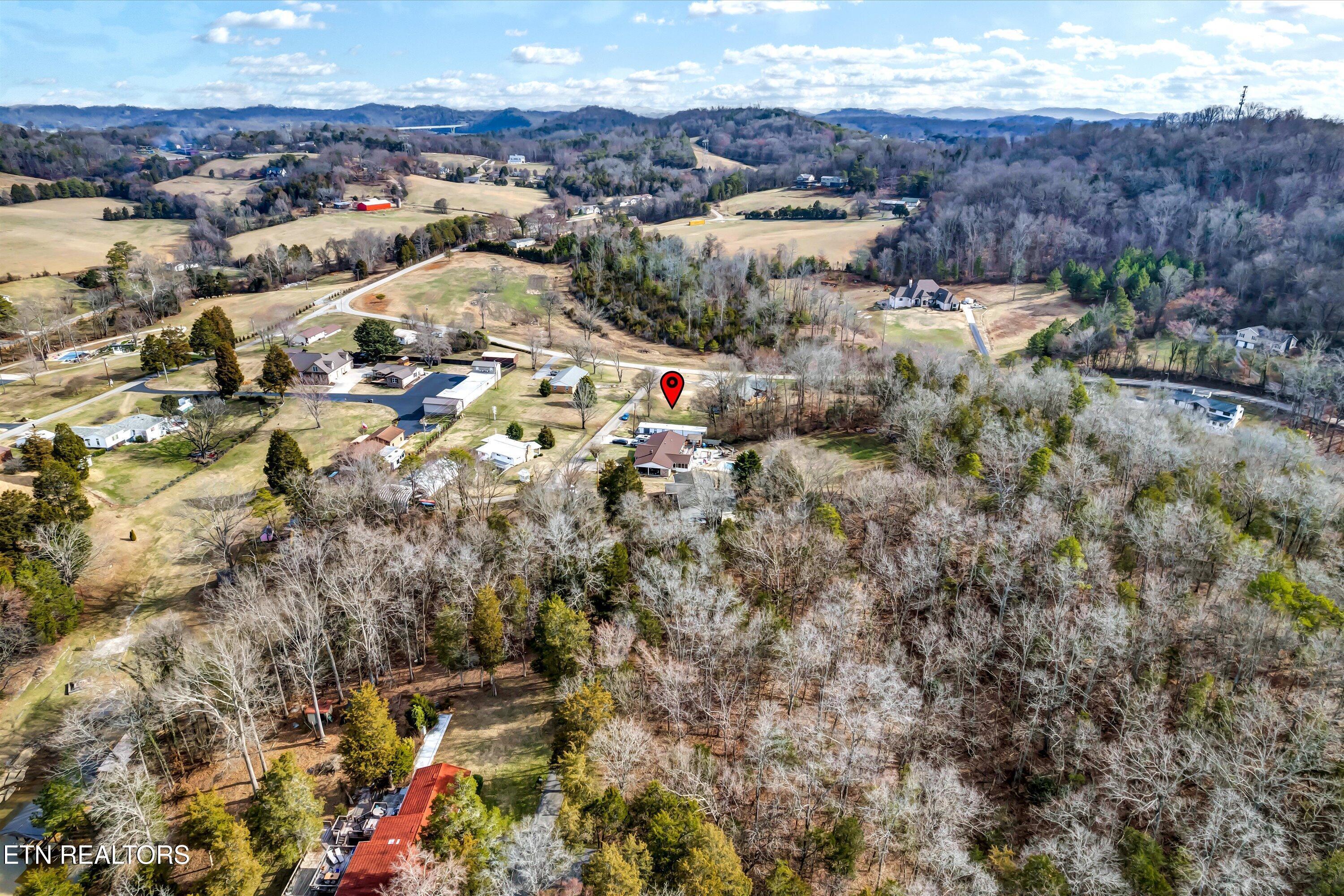 3415 Lakeshore Church Rd, Louisville, TN - Fort Loudoun and Tellico Lake Real Estate - Image# 54
