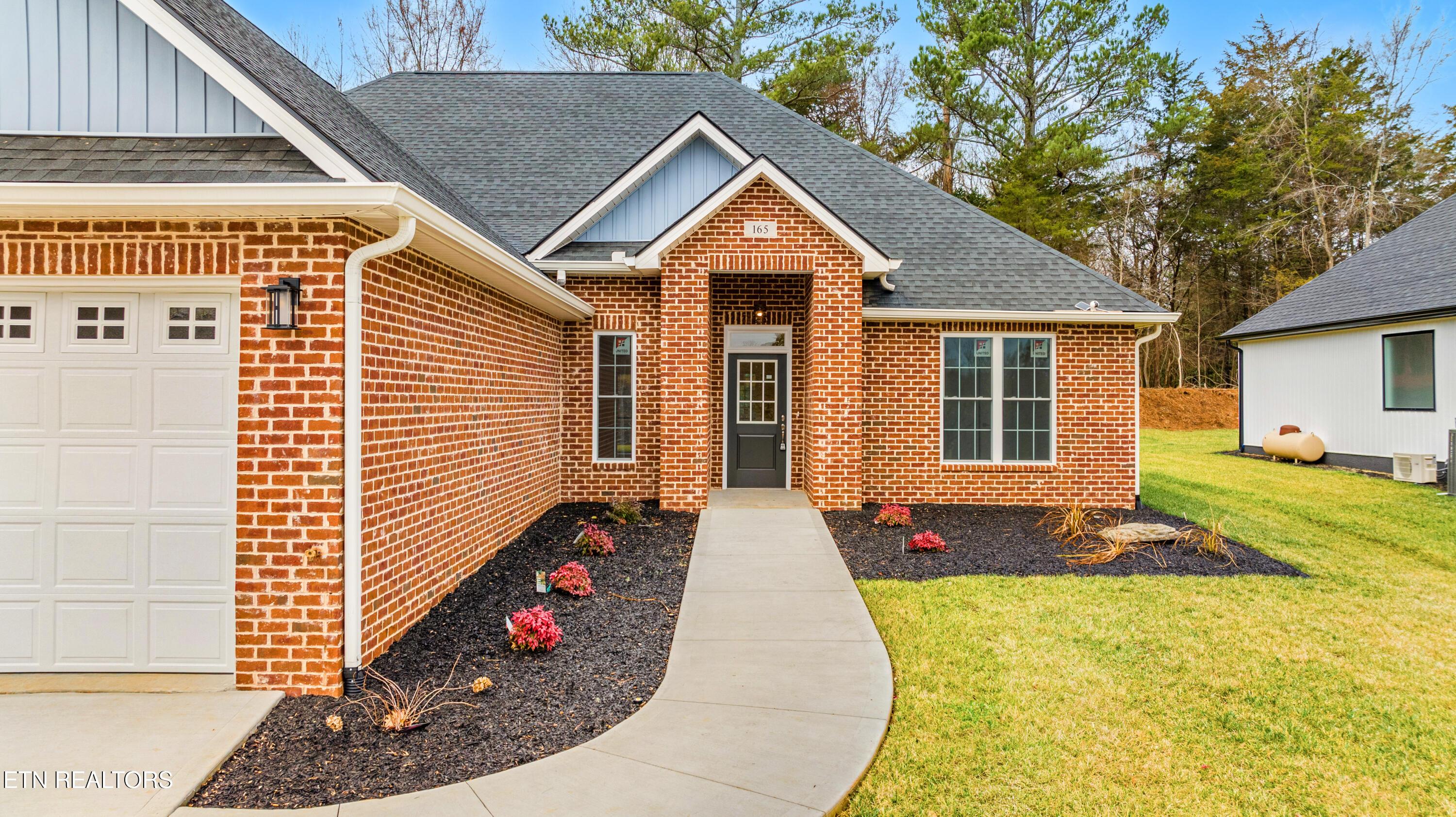165 Inagehi Way, Loudon, TN - Fort Loudoun and Tellico Lake Real Estate - Image# 3