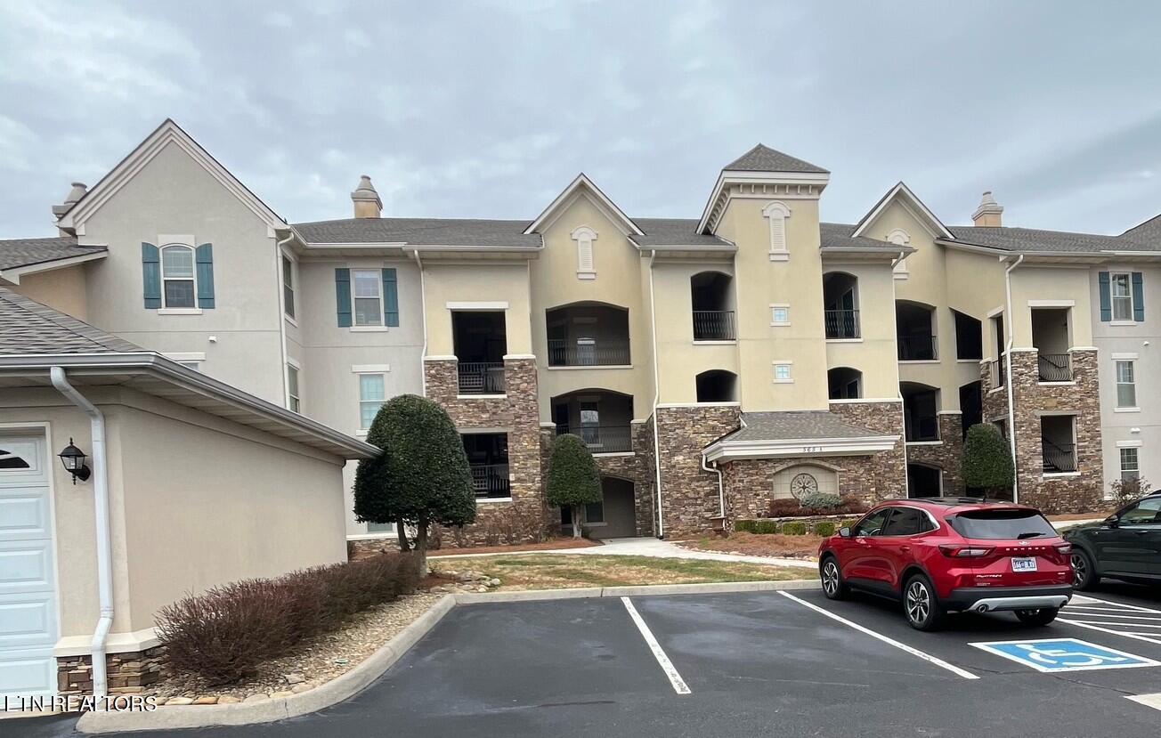 565 Rarity Bay Pkwy, Vonore, TN - Fort Loudoun and Tellico Lake Real Estate - Image# 1