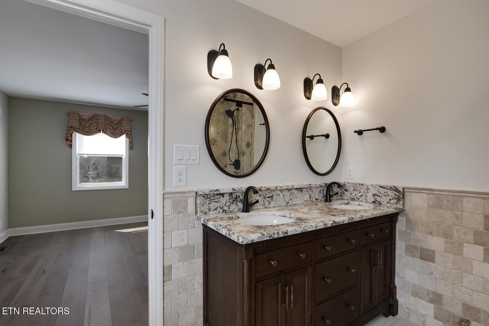 309 Chuniloti Circle, Loudon, TN - Fort Loudoun and Tellico Lake Real Estate - Image# 38