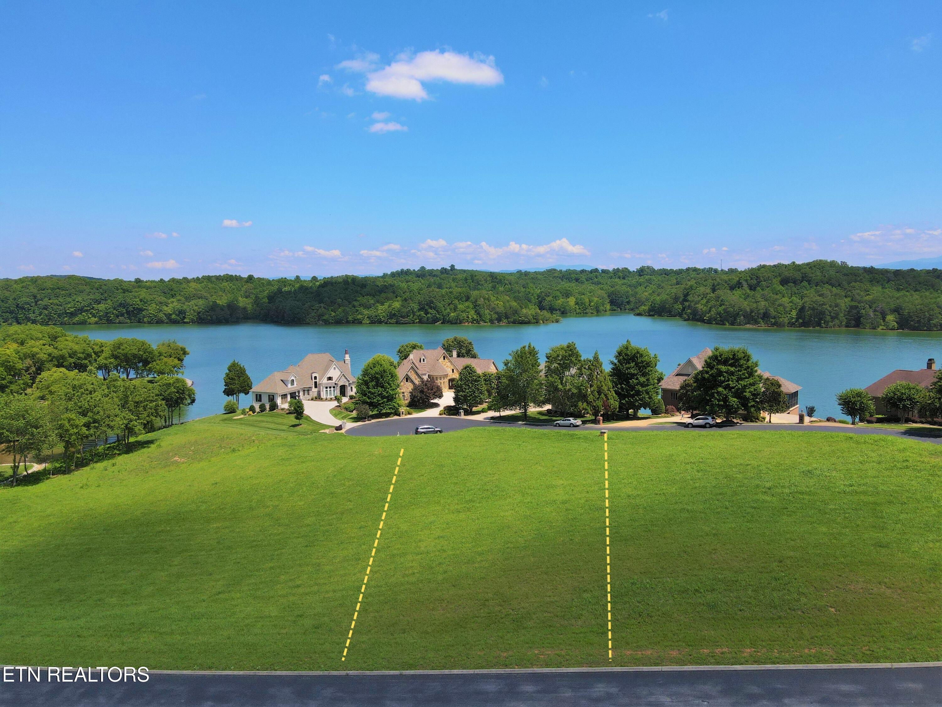 210 Cormorant Drive, Vonore, TN - Fort Loudoun and Tellico Lake Real Estate - Image# 2