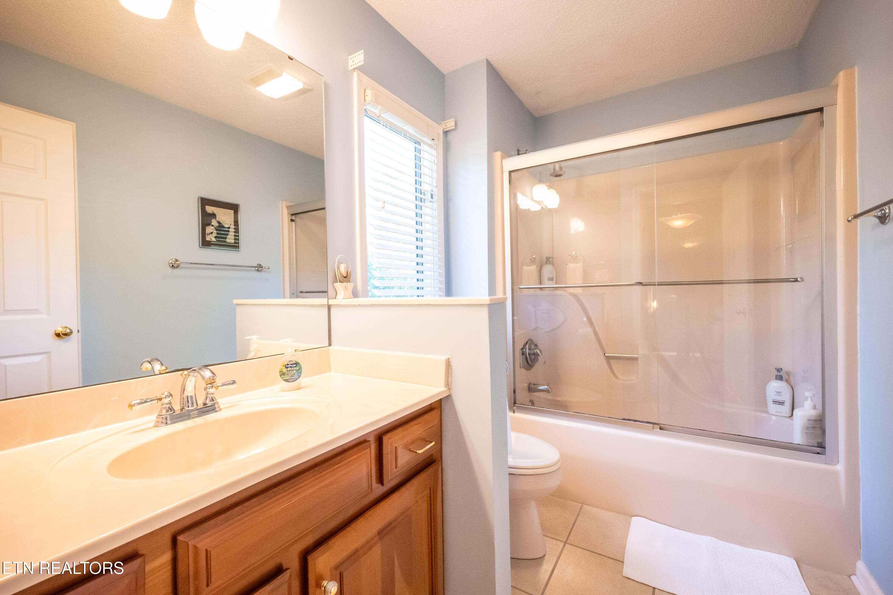 180 Oonoga Way, Loudon, TN - Fort Loudoun and Tellico Lake Real Estate - Image# 32