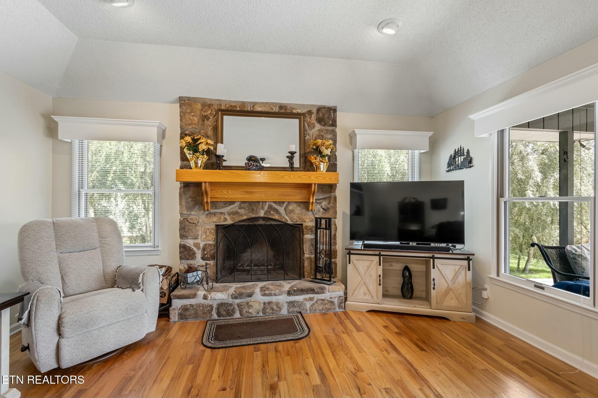 Fort Loudoun and Tellico Lake Real Estate - Image# 4