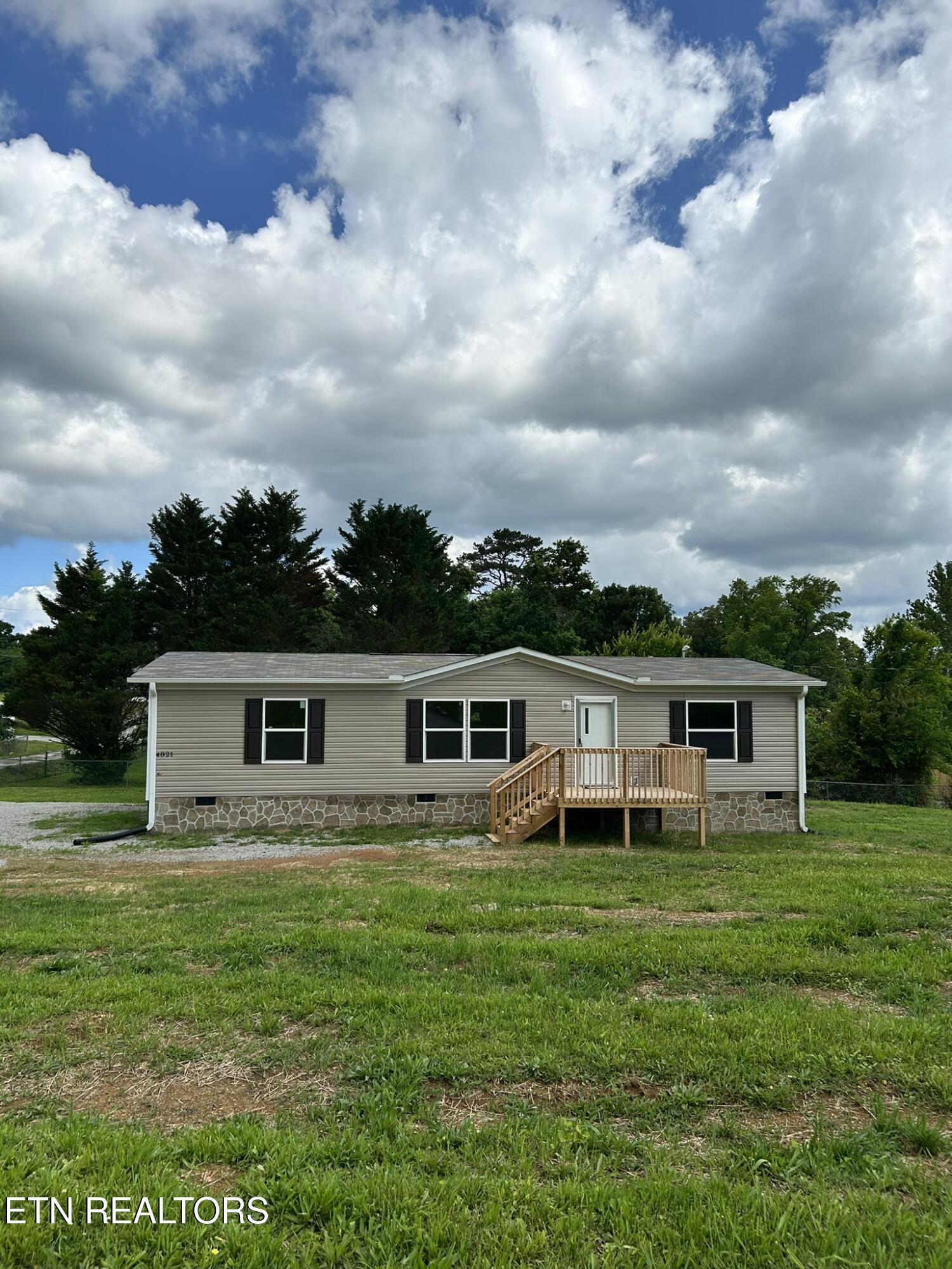 4821 Guinn Rd, Knoxville, TN - Fort Loudoun and Tellico Lake Real Estate - Image# 1