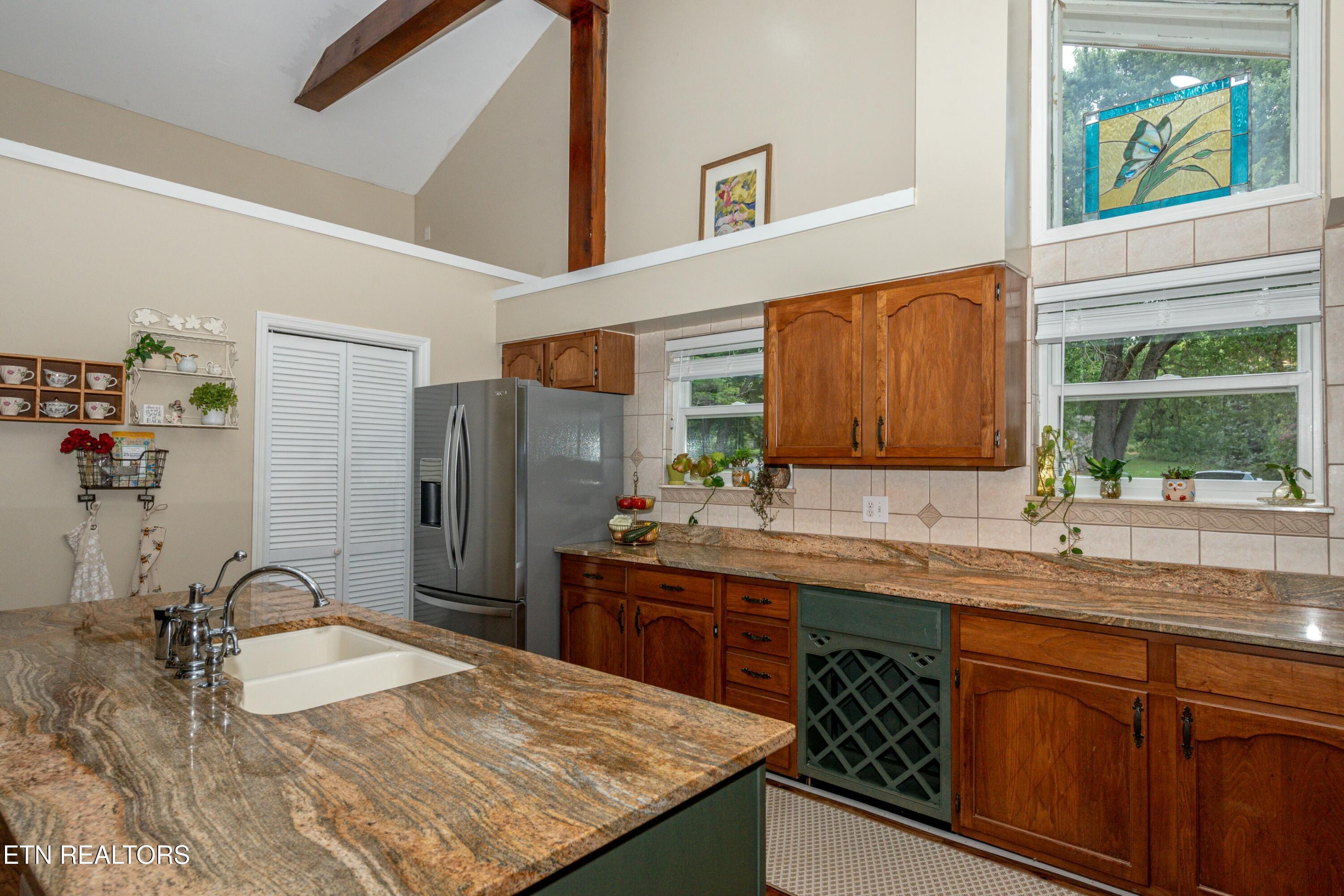 4225 W Lakeview Circle, Louisville, TN - Fort Loudoun and Tellico Lake Real Estate - Image# 20