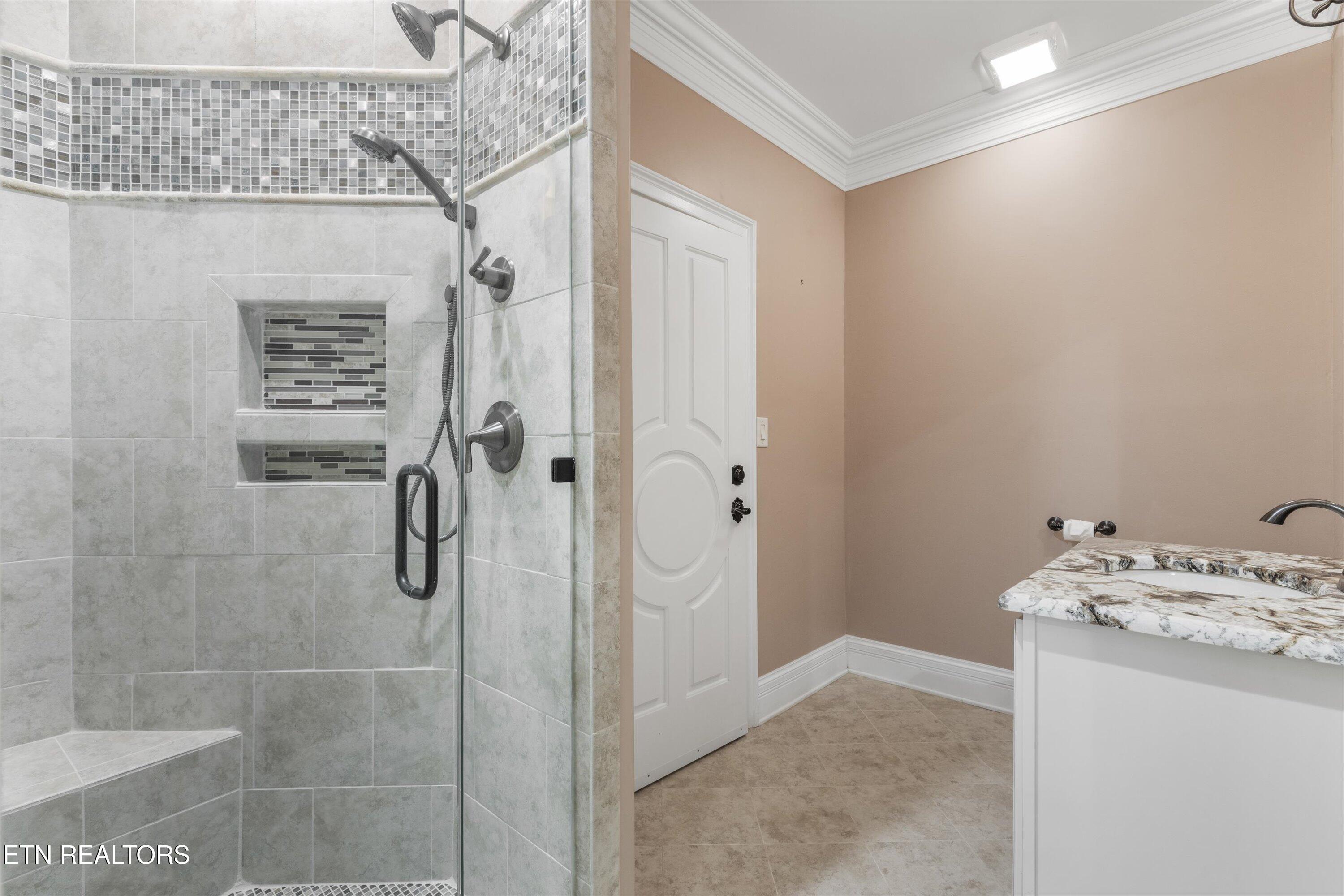 1439 Charlottesville Blvd, Knoxville, TN - Fort Loudoun and Tellico Lake Real Estate - Image# 38