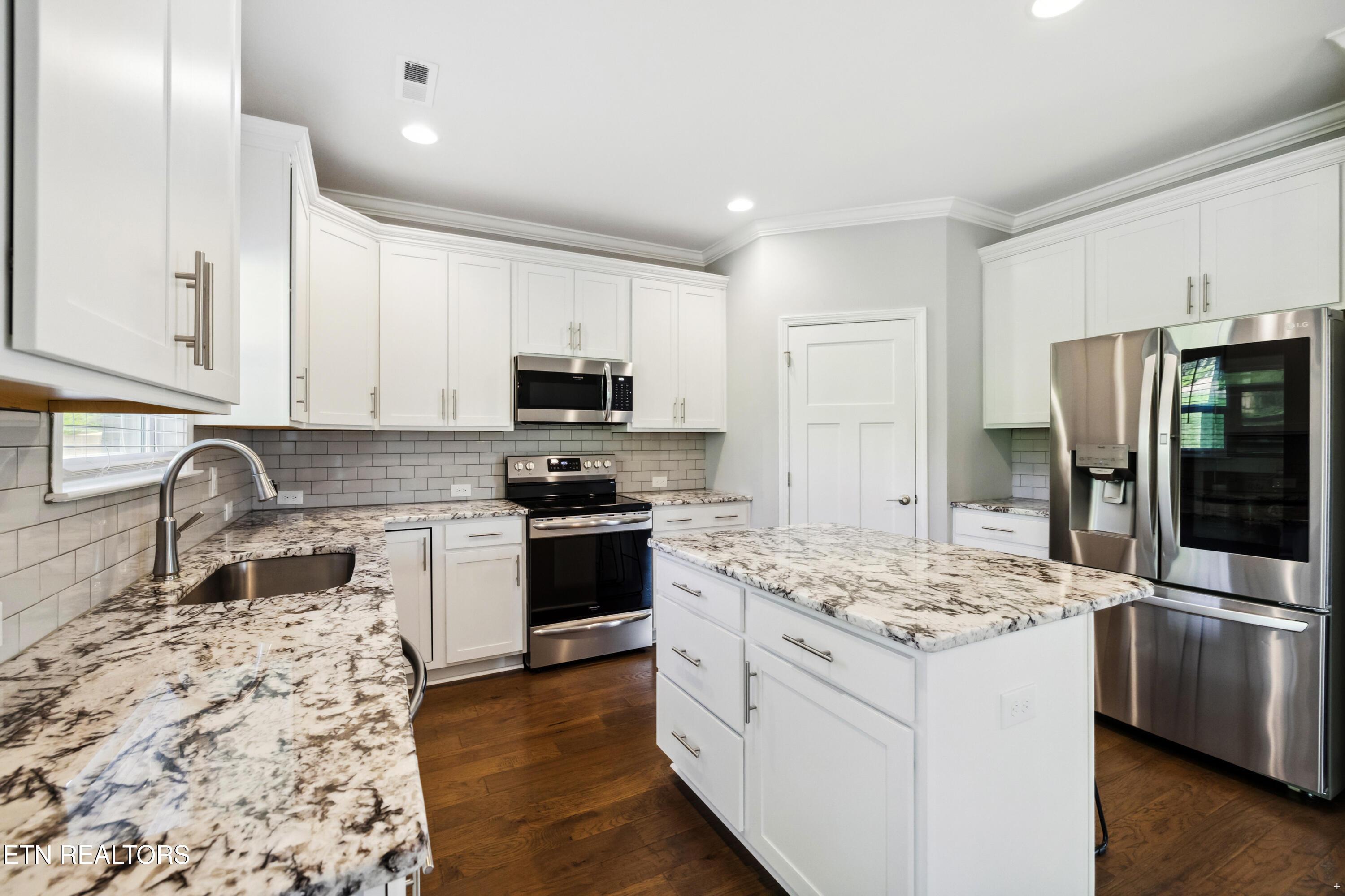 146 Ashton Fields Drive, Lenoir City, TN - Fort Loudoun and Tellico Lake Real Estate - Image# 3