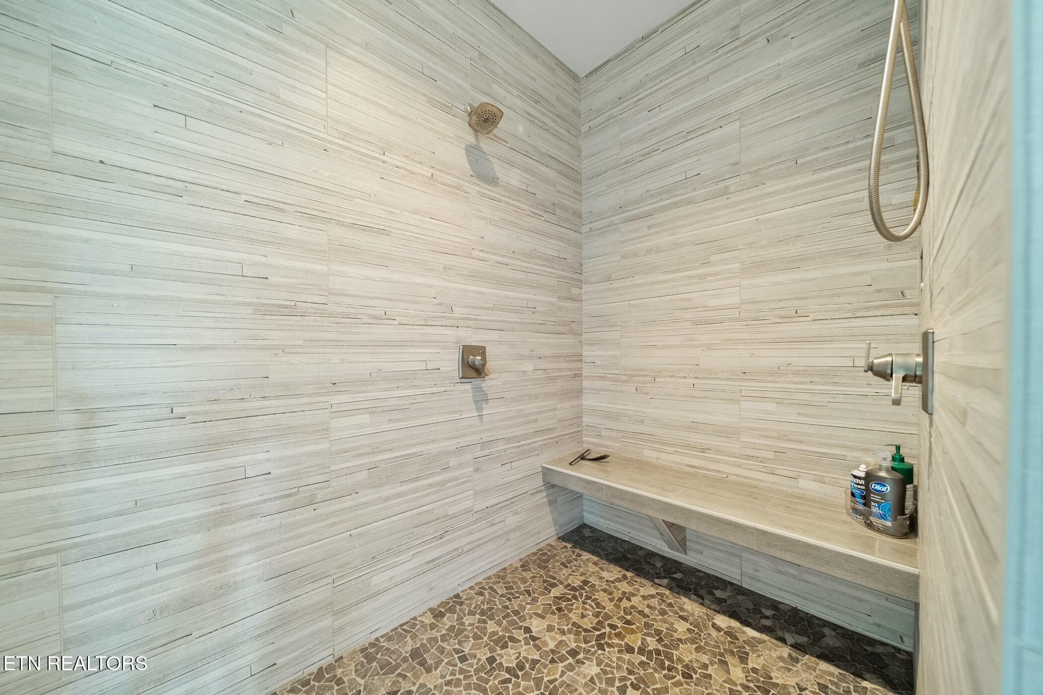 855 Bobcat Run Drive, Loudon, TN - Fort Loudoun and Tellico Lake Real Estate - Image# 25
