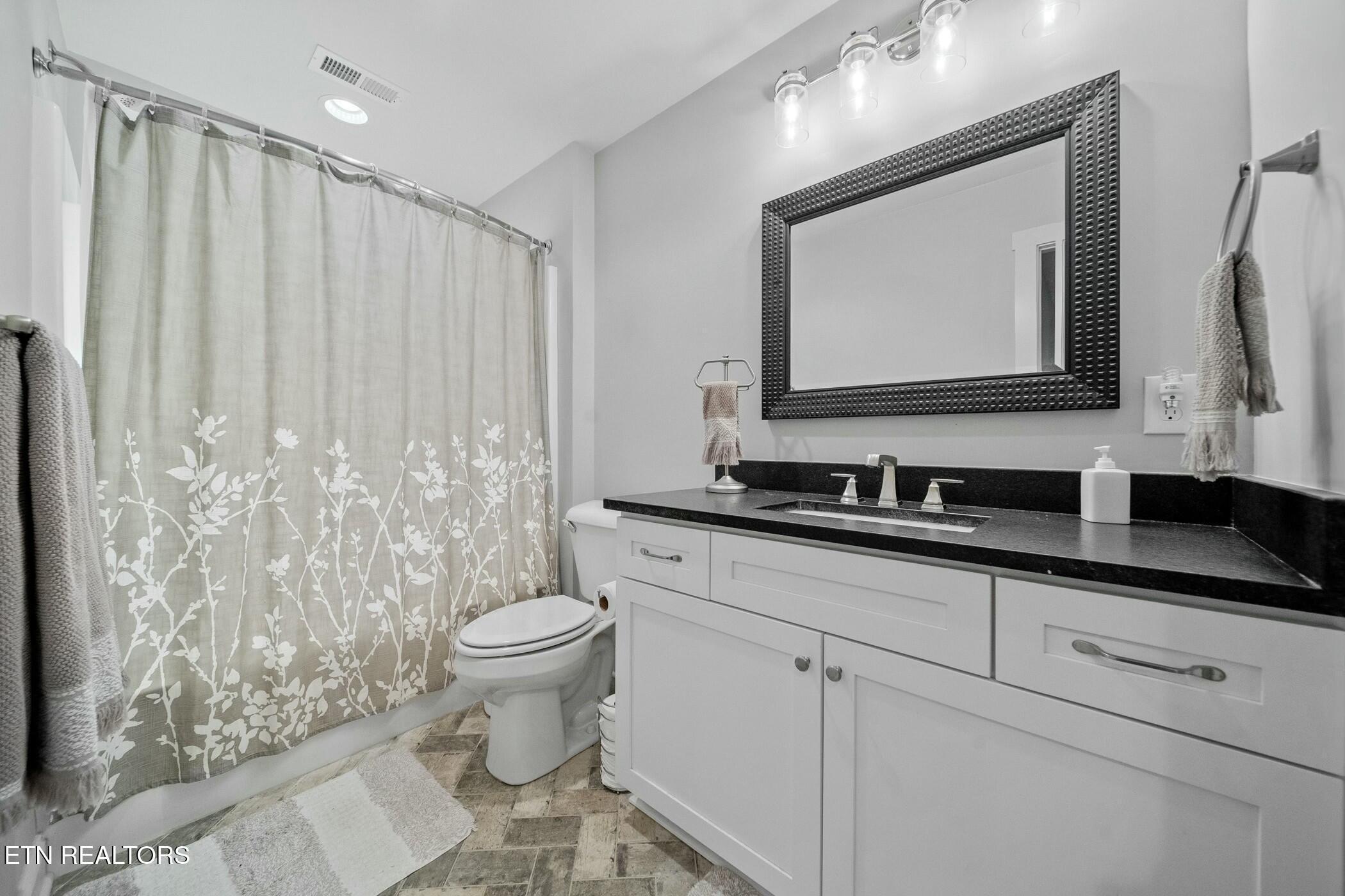 855 Bobcat Run Drive, Loudon, TN - Fort Loudoun and Tellico Lake Real Estate - Image# 42