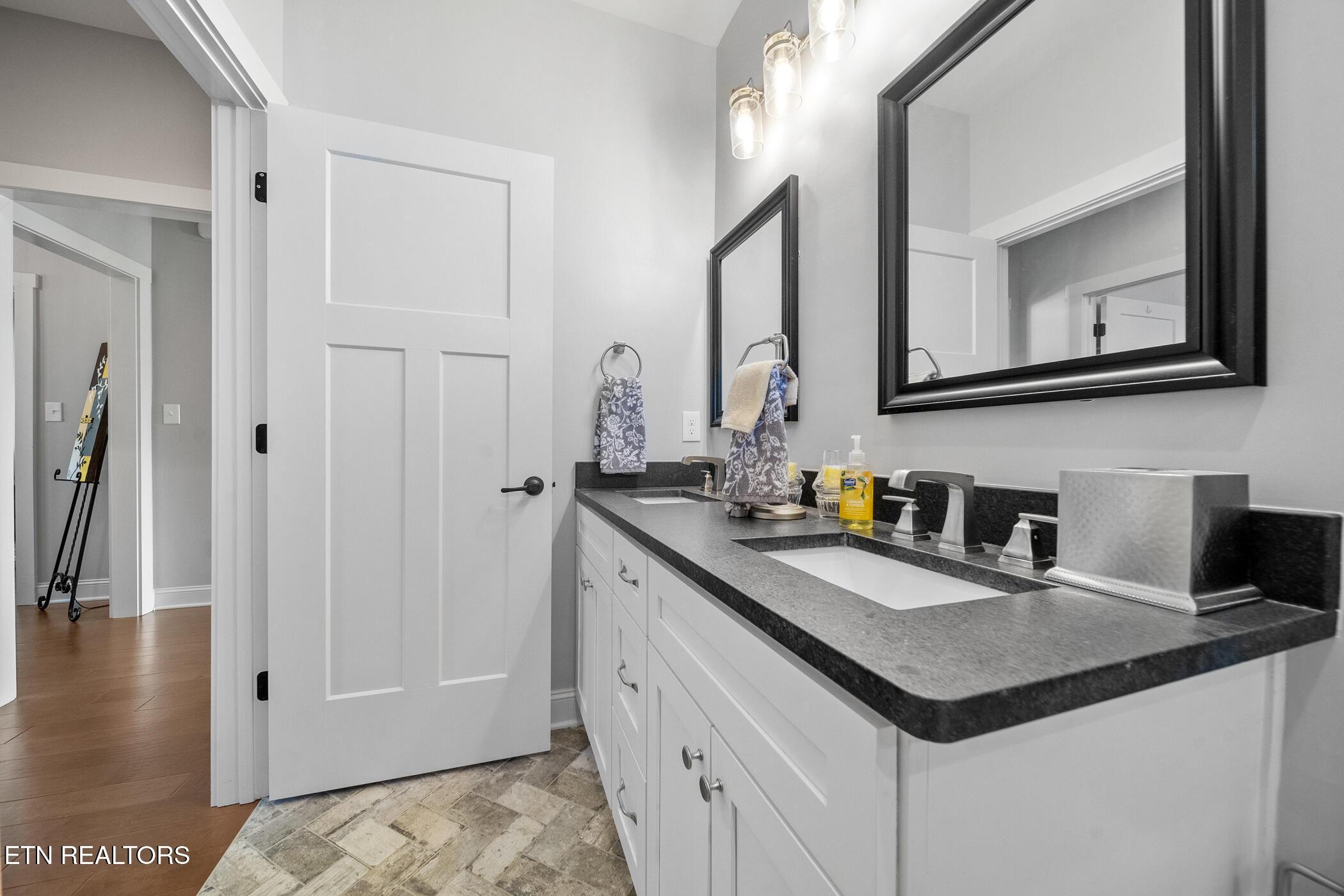 855 Bobcat Run Drive, Loudon, TN - Fort Loudoun and Tellico Lake Real Estate - Image# 32