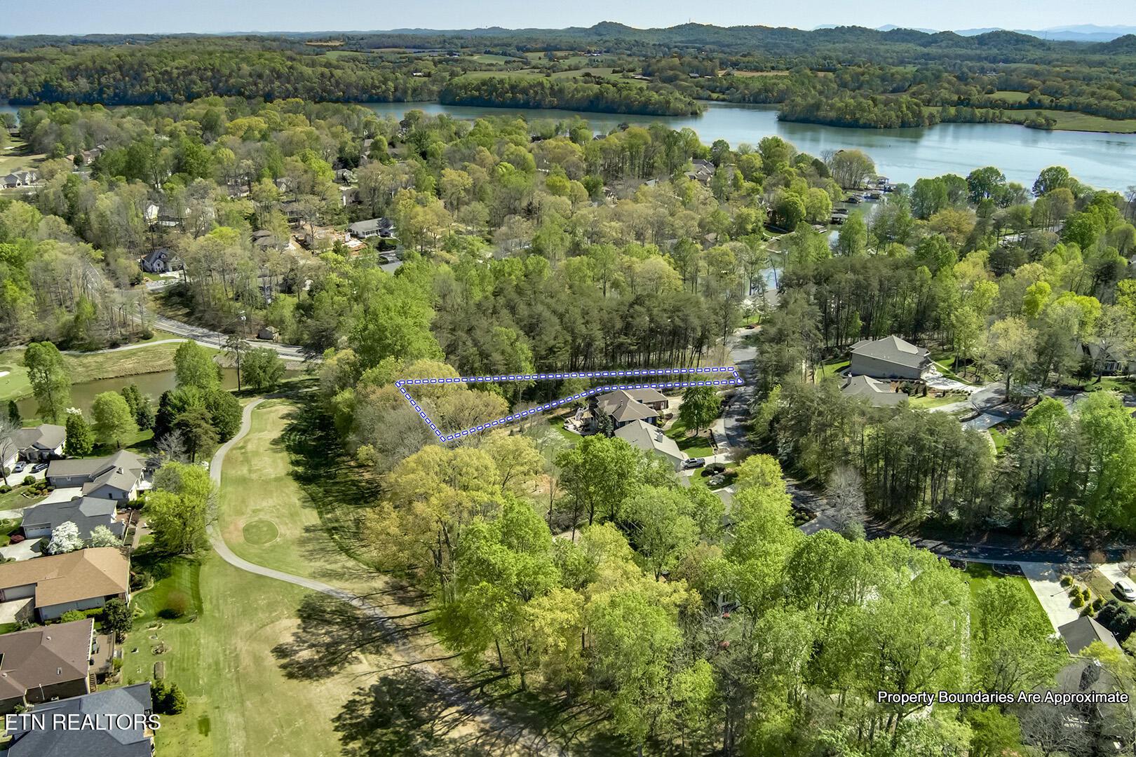 132 Geya Circle, Loudon, TN - Fort Loudoun and Tellico Lake Real Estate - Image# 5