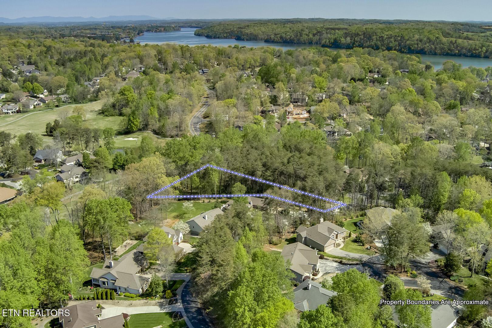 132 Geya Circle, Loudon, TN - Fort Loudoun and Tellico Lake Real Estate - Image# 8
