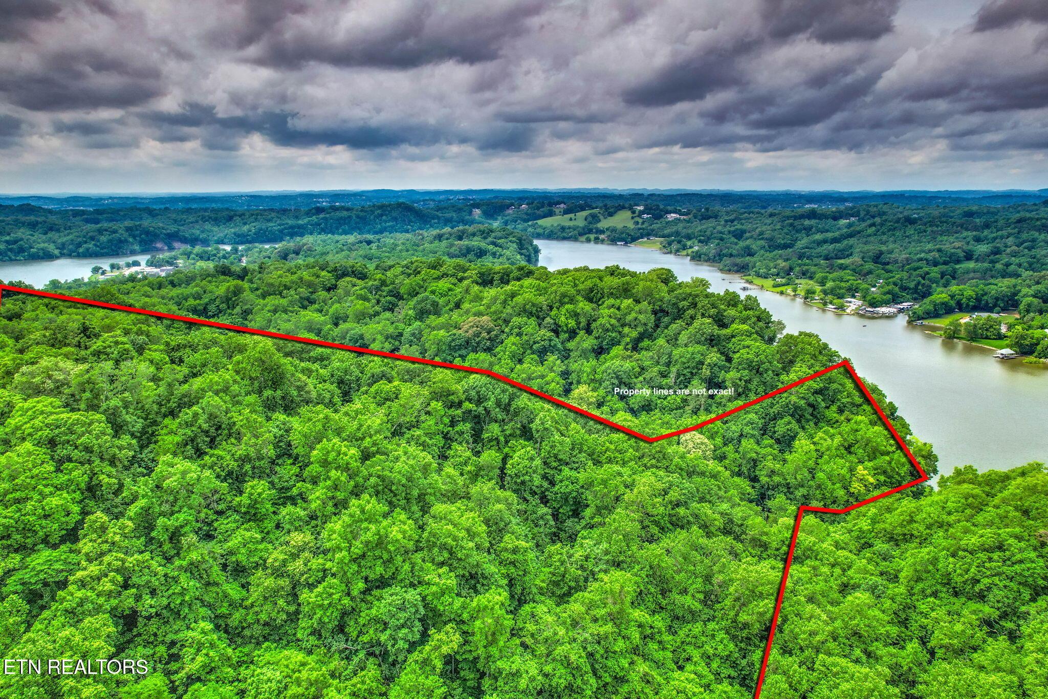 2050 Jones Bend Rd, Louisville, TN - Fort Loudoun and Tellico Lake Real Estate - Image# 3