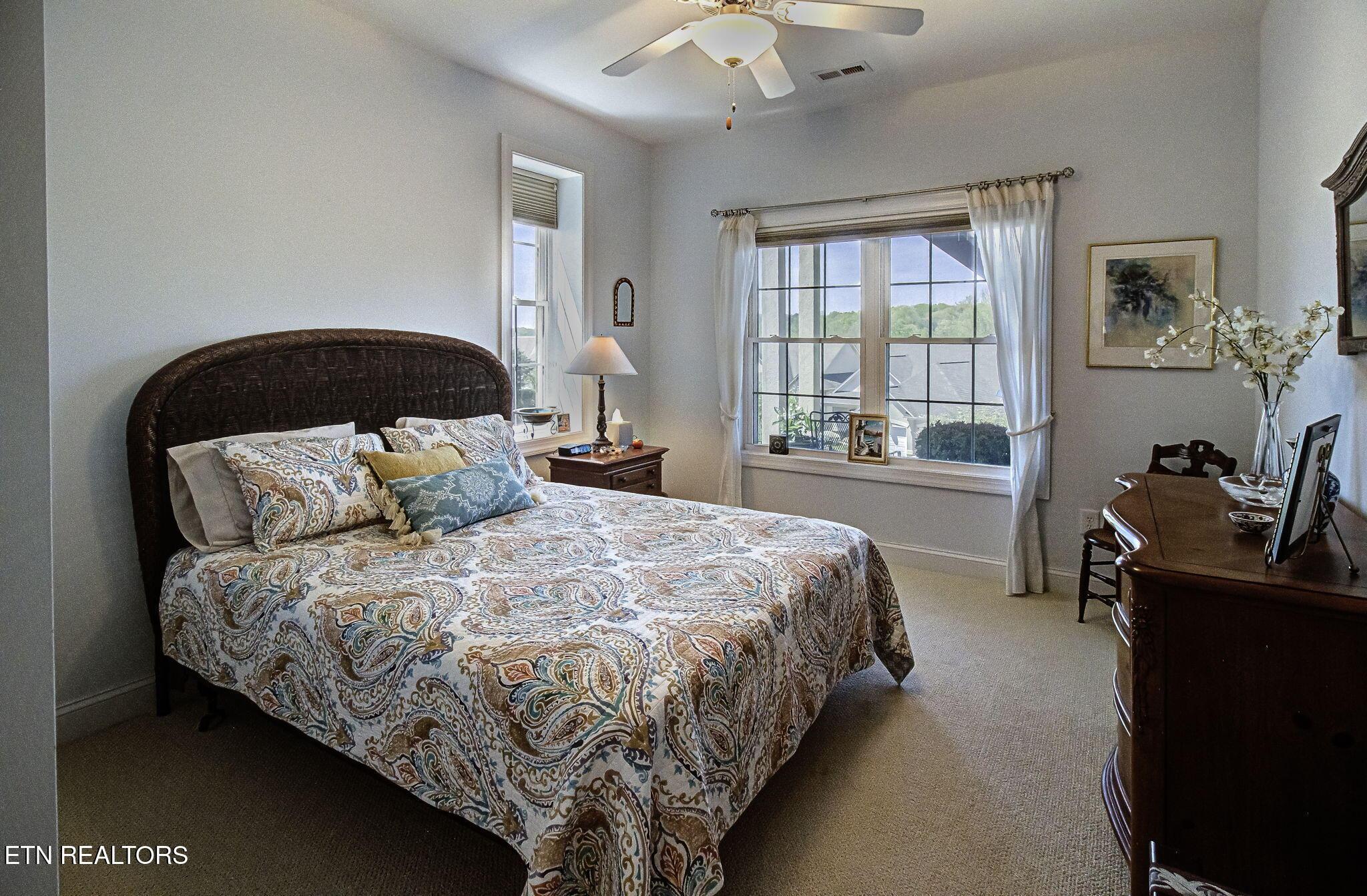 989 Rarity Bay Pkwy, Vonore, TN - Fort Loudoun and Tellico Lake Real Estate - Image# 34
