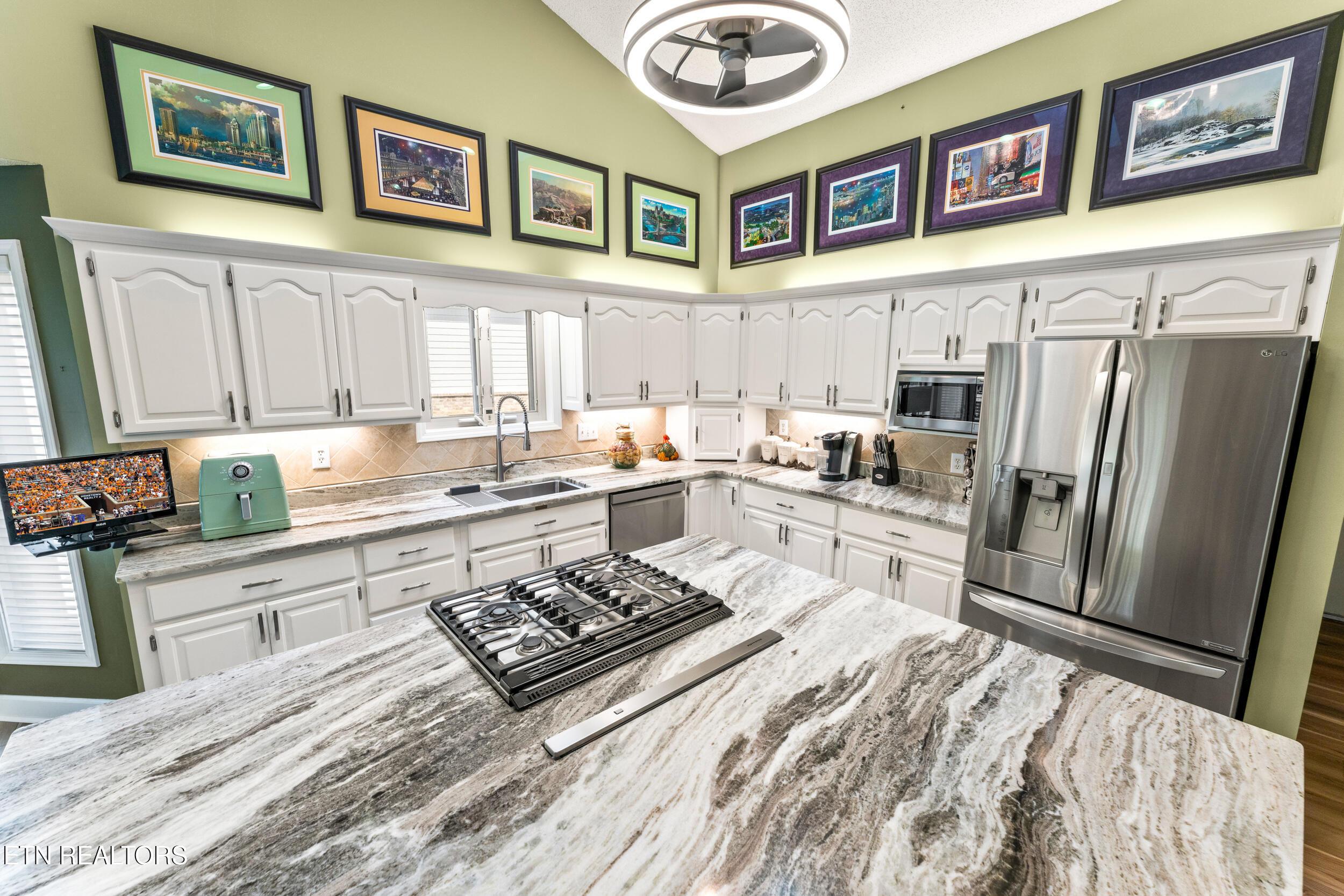 106 Tecumseh Ln, Loudon, TN - Fort Loudoun and Tellico Lake Real Estate - Image# 15