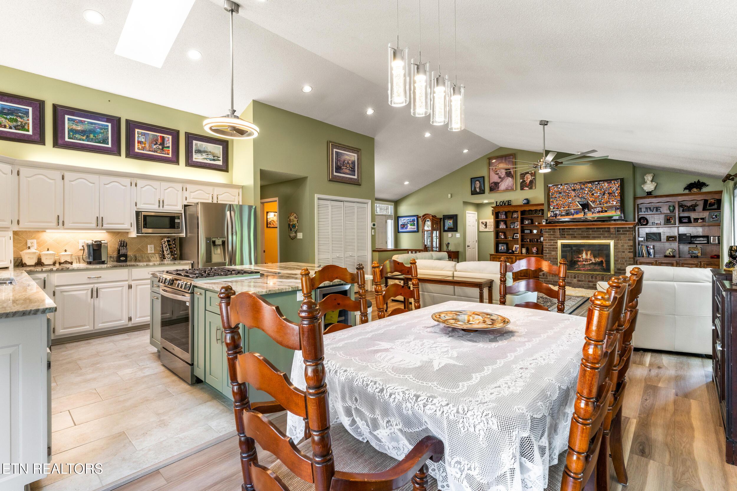 106 Tecumseh Ln, Loudon, TN - Fort Loudoun and Tellico Lake Real Estate - Image# 16