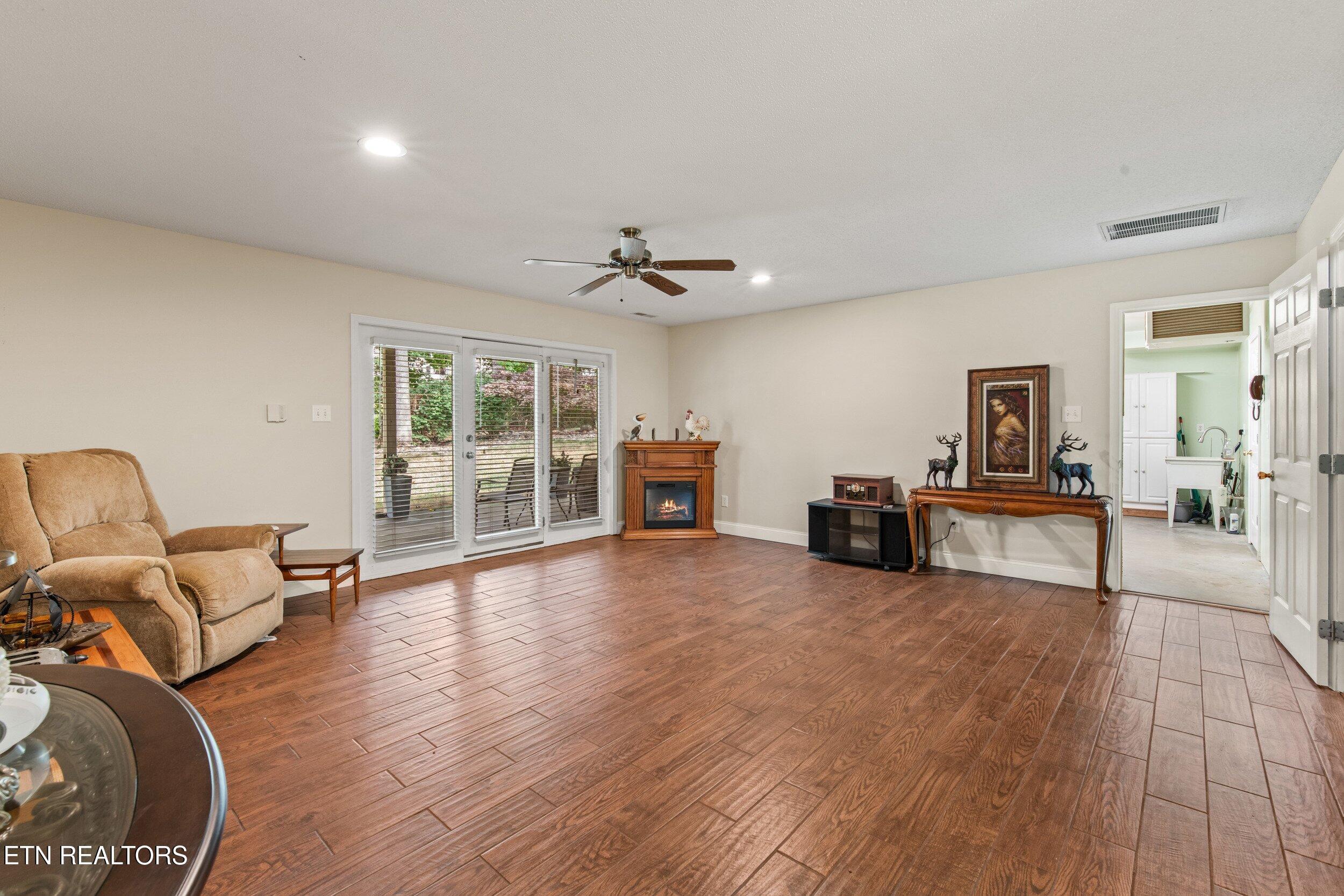 106 Tecumseh Ln, Loudon, TN - Fort Loudoun and Tellico Lake Real Estate - Image# 29