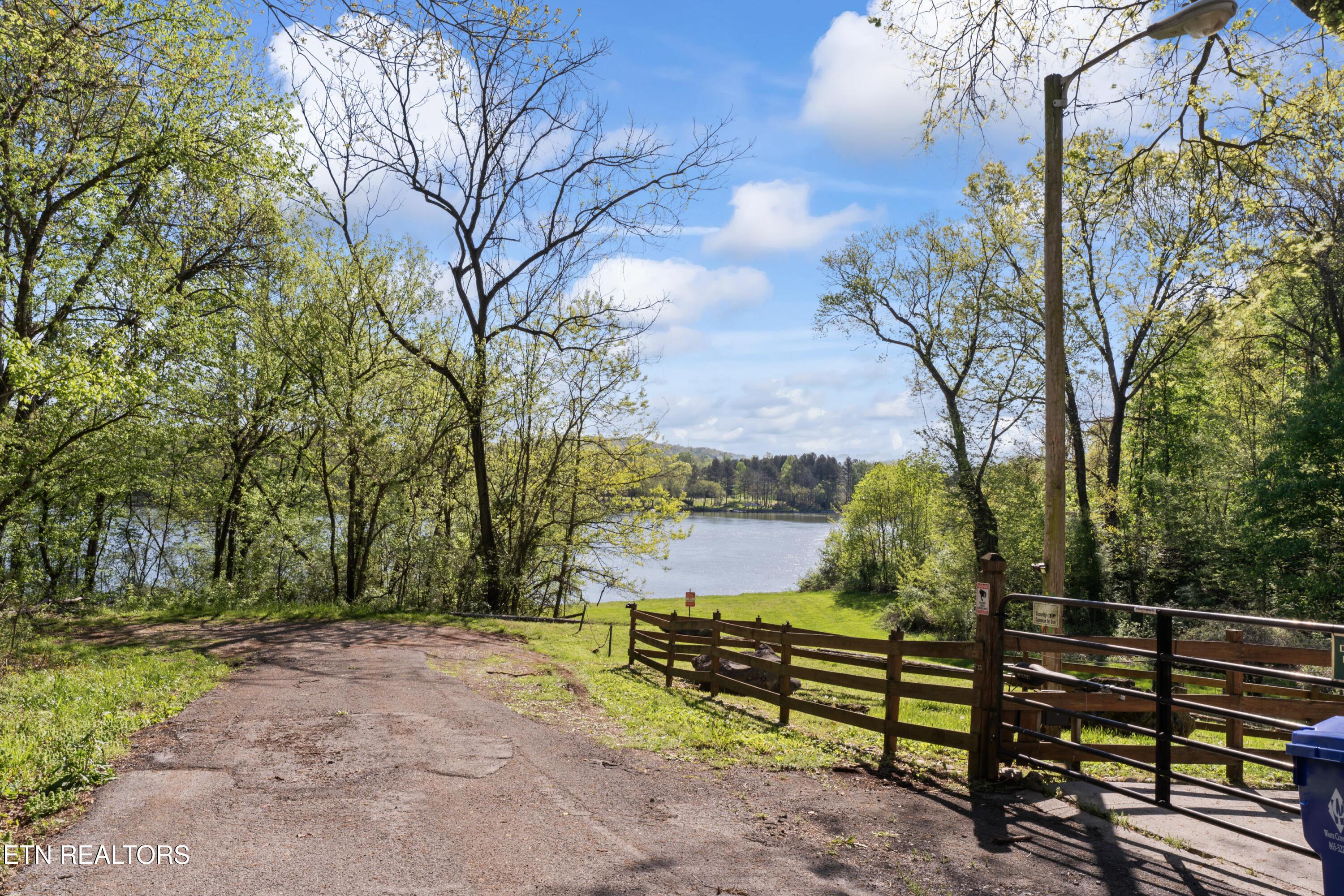 Engel Rd, Loudon, TN - Fort Loudoun and Tellico Lake Real Estate - Image# 20