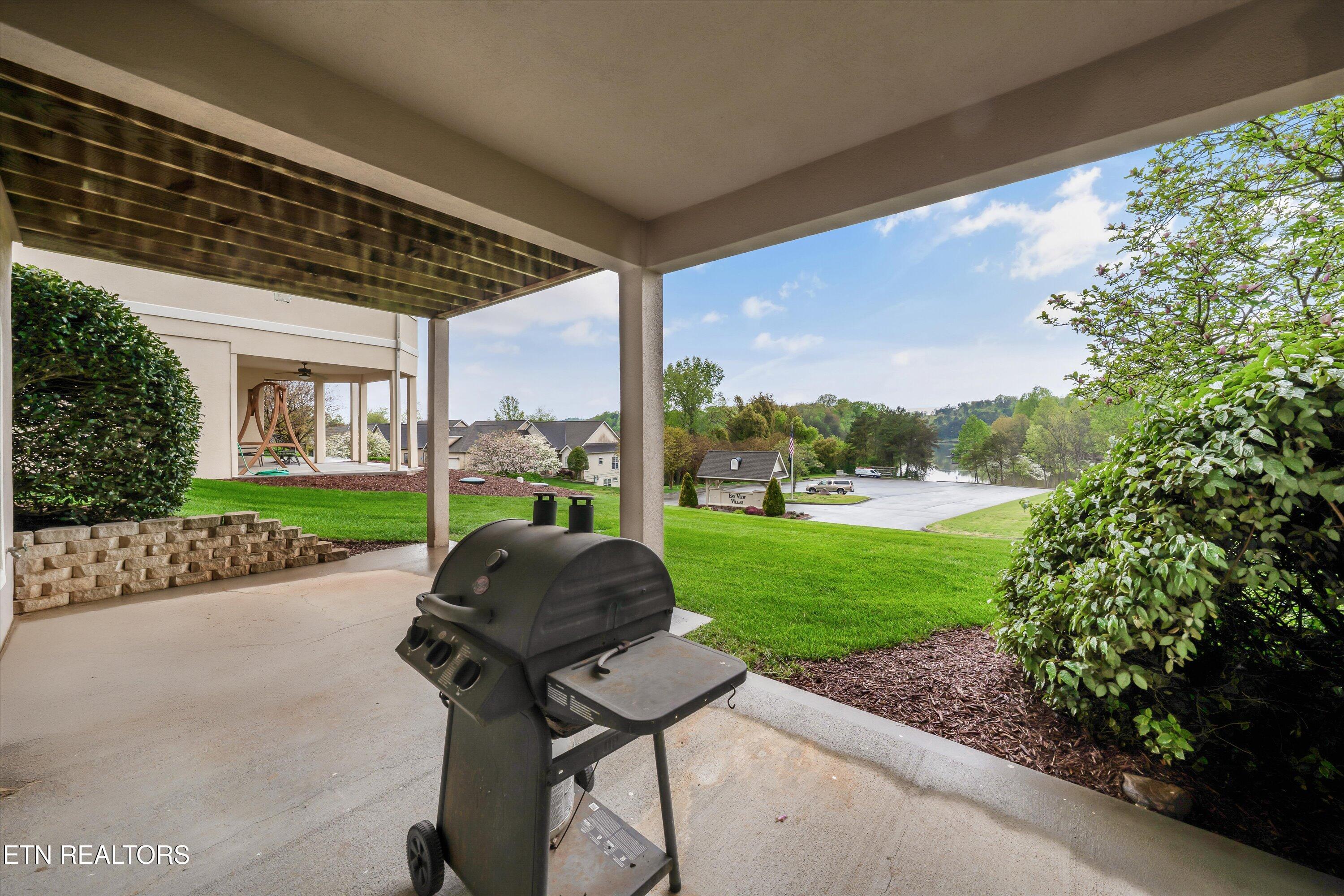 1079 Rarity Bay Pkwy, Vonore, TN - Fort Loudoun and Tellico Lake Real Estate - Image# 35