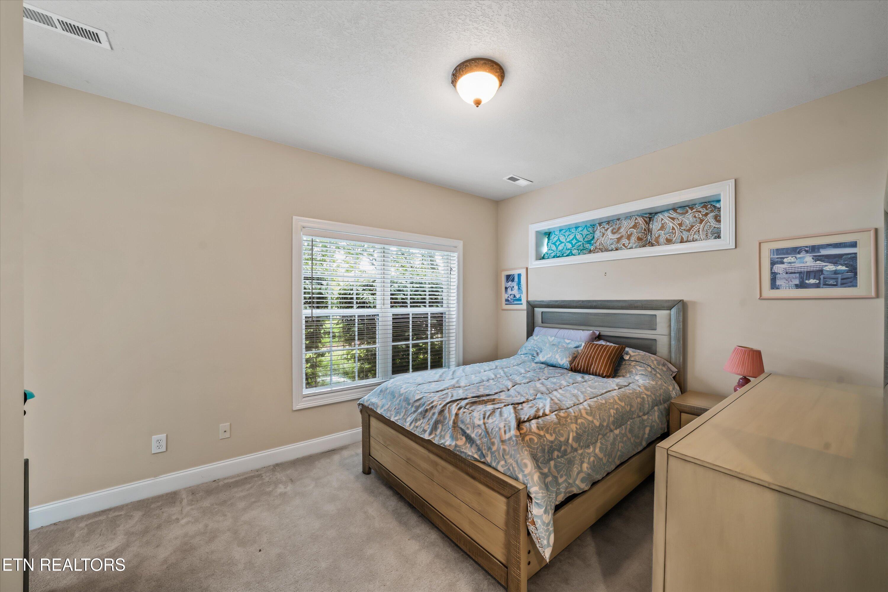 1079 Rarity Bay Pkwy, Vonore, TN - Fort Loudoun and Tellico Lake Real Estate - Image# 29