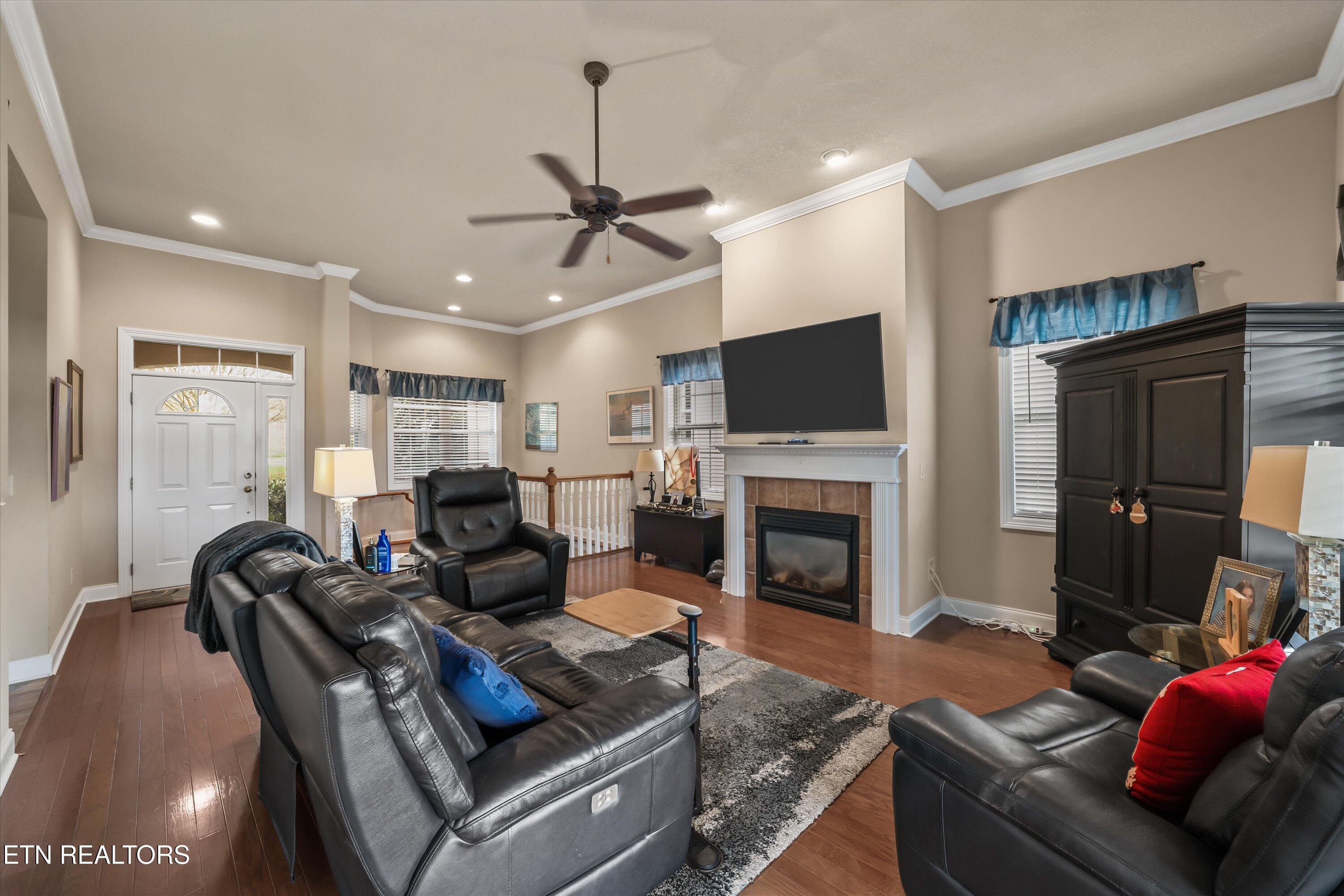 1079 Rarity Bay Pkwy, Vonore, TN - Fort Loudoun and Tellico Lake Real Estate - Image# 11