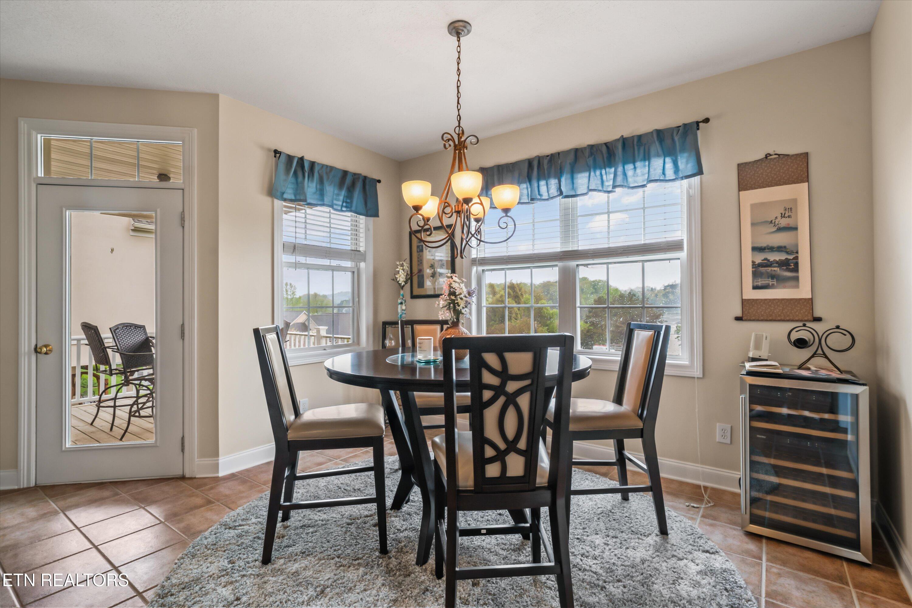 1079 Rarity Bay Pkwy, Vonore, TN - Fort Loudoun and Tellico Lake Real Estate - Image# 17