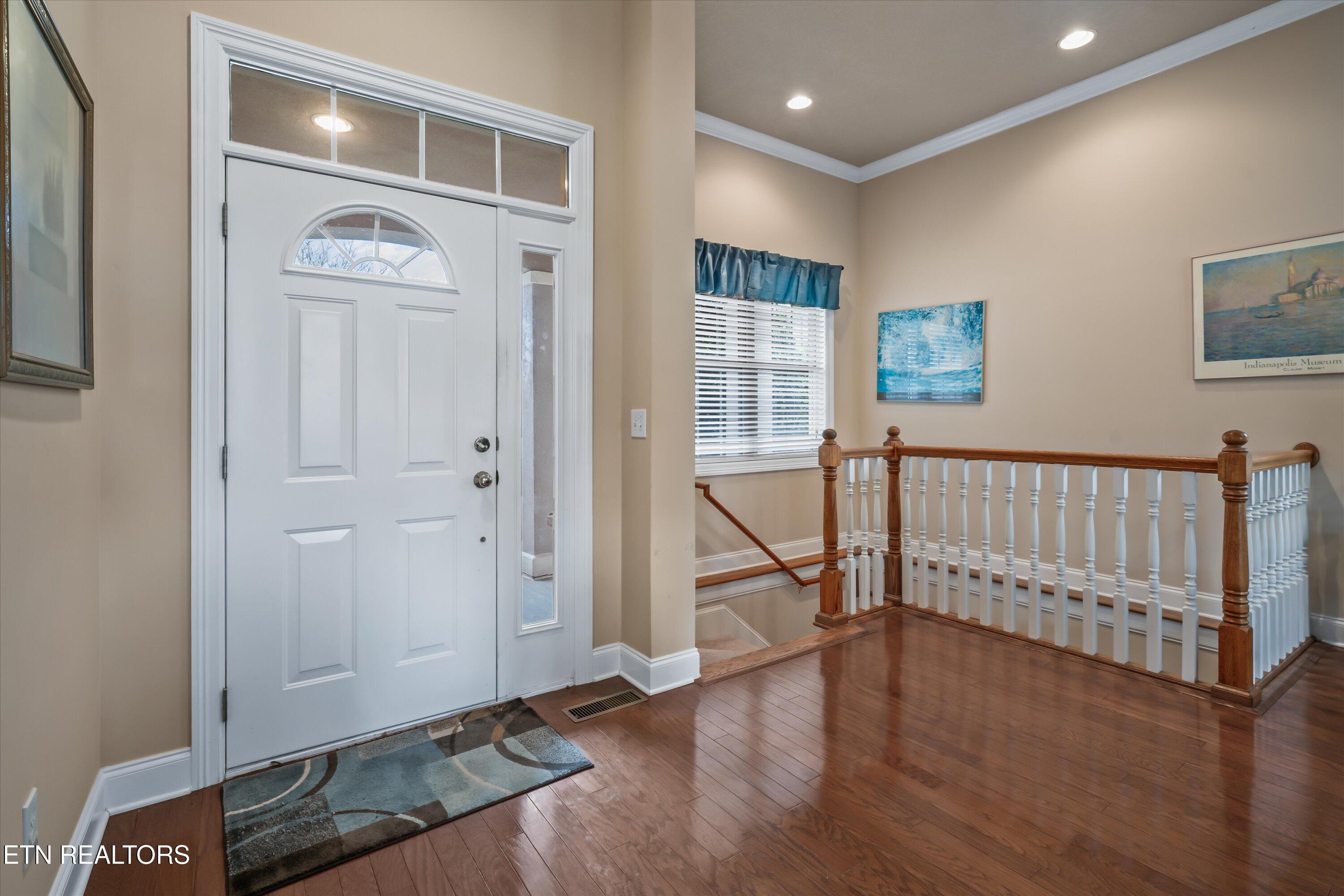1079 Rarity Bay Pkwy, Vonore, TN - Fort Loudoun and Tellico Lake Real Estate - Image# 9