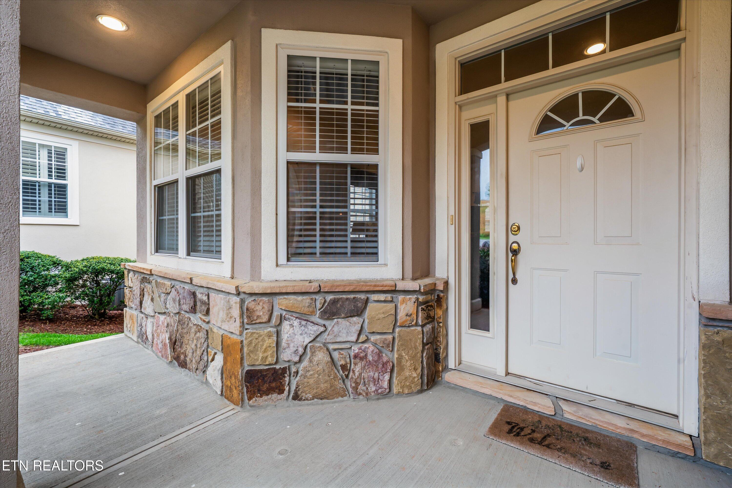 1079 Rarity Bay Pkwy, Vonore, TN - Fort Loudoun and Tellico Lake Real Estate - Image# 7