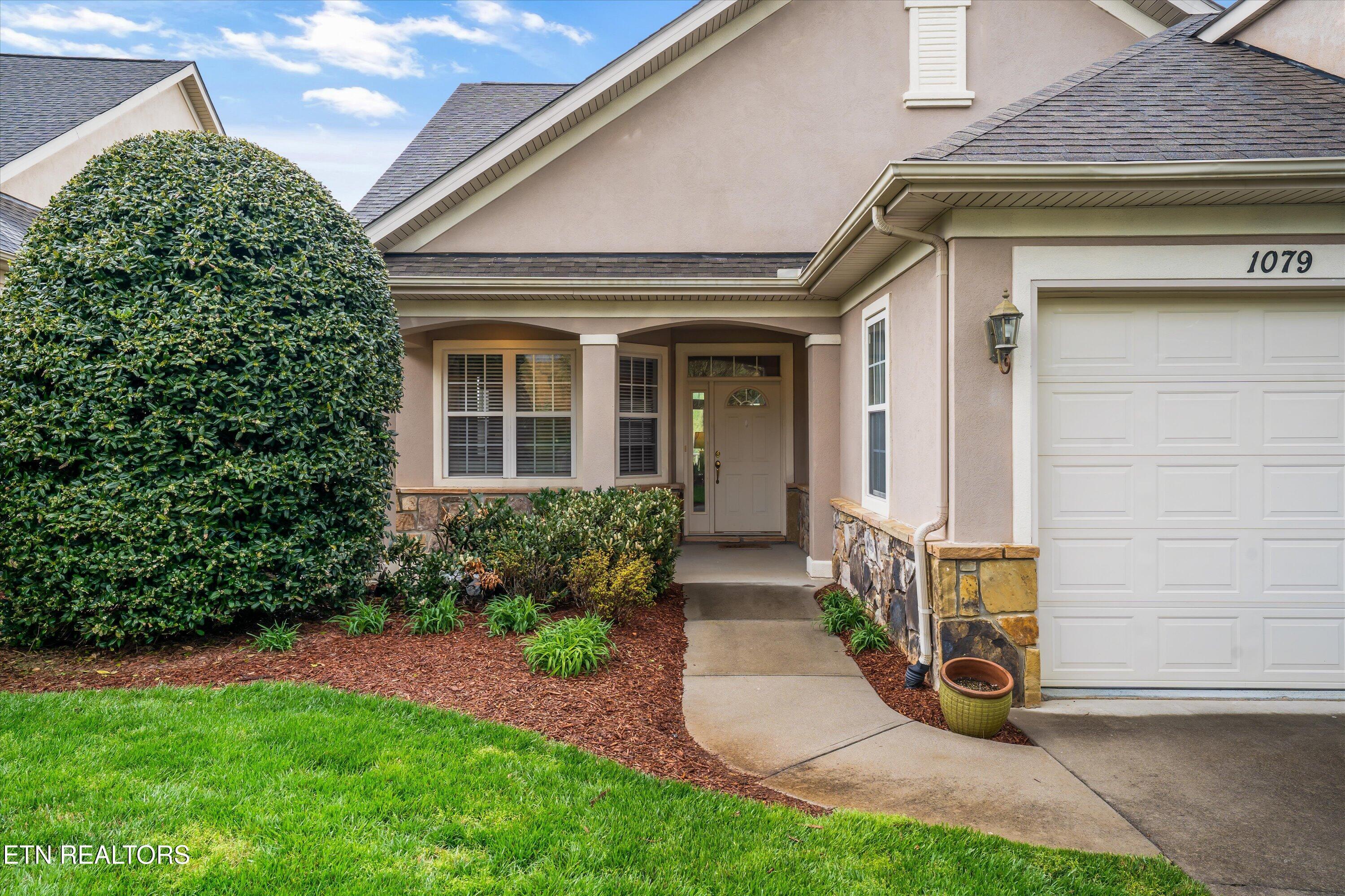 1079 Rarity Bay Pkwy, Vonore, TN - Fort Loudoun and Tellico Lake Real Estate - Image# 3
