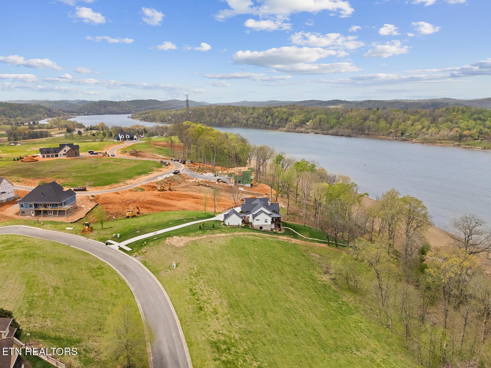 301 River Bank Tr, Loudon, TN - Fort Loudoun and Tellico Lake Real Estate - Image# 8