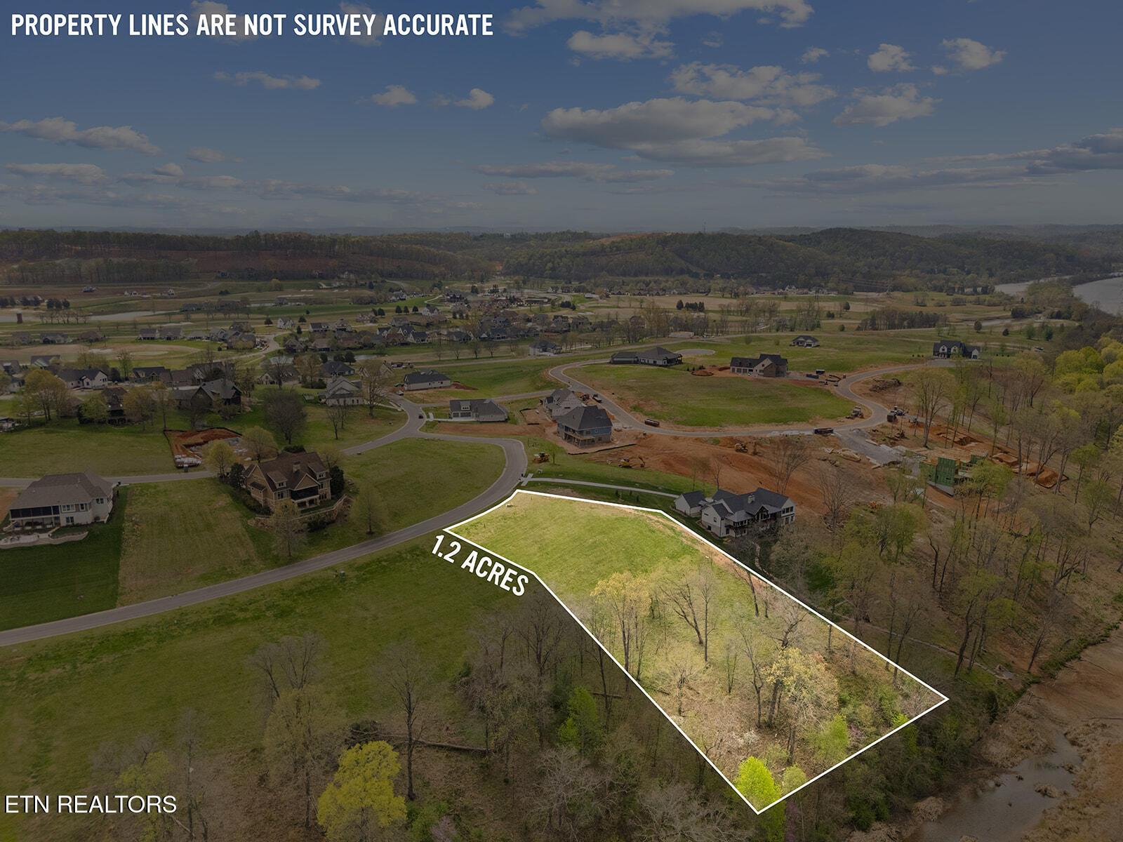 301 River Bank Tr, Loudon, TN - Fort Loudoun and Tellico Lake Real Estate - Image# 10