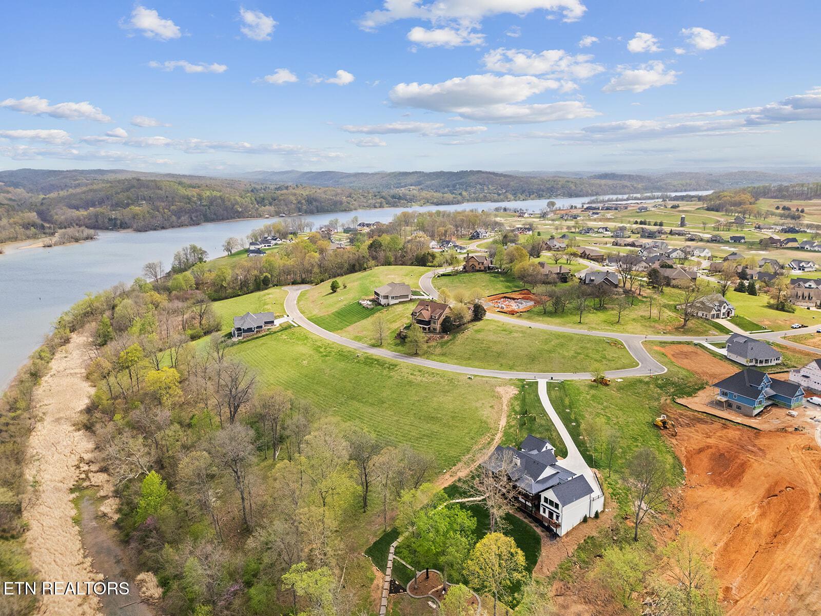 301 River Bank Tr, Loudon, TN - Fort Loudoun and Tellico Lake Real Estate - Image# 13