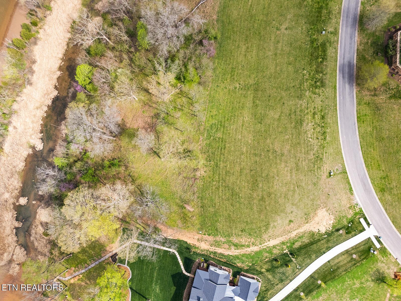 301 River Bank Tr, Loudon, TN - Fort Loudoun and Tellico Lake Real Estate - Image# 15
