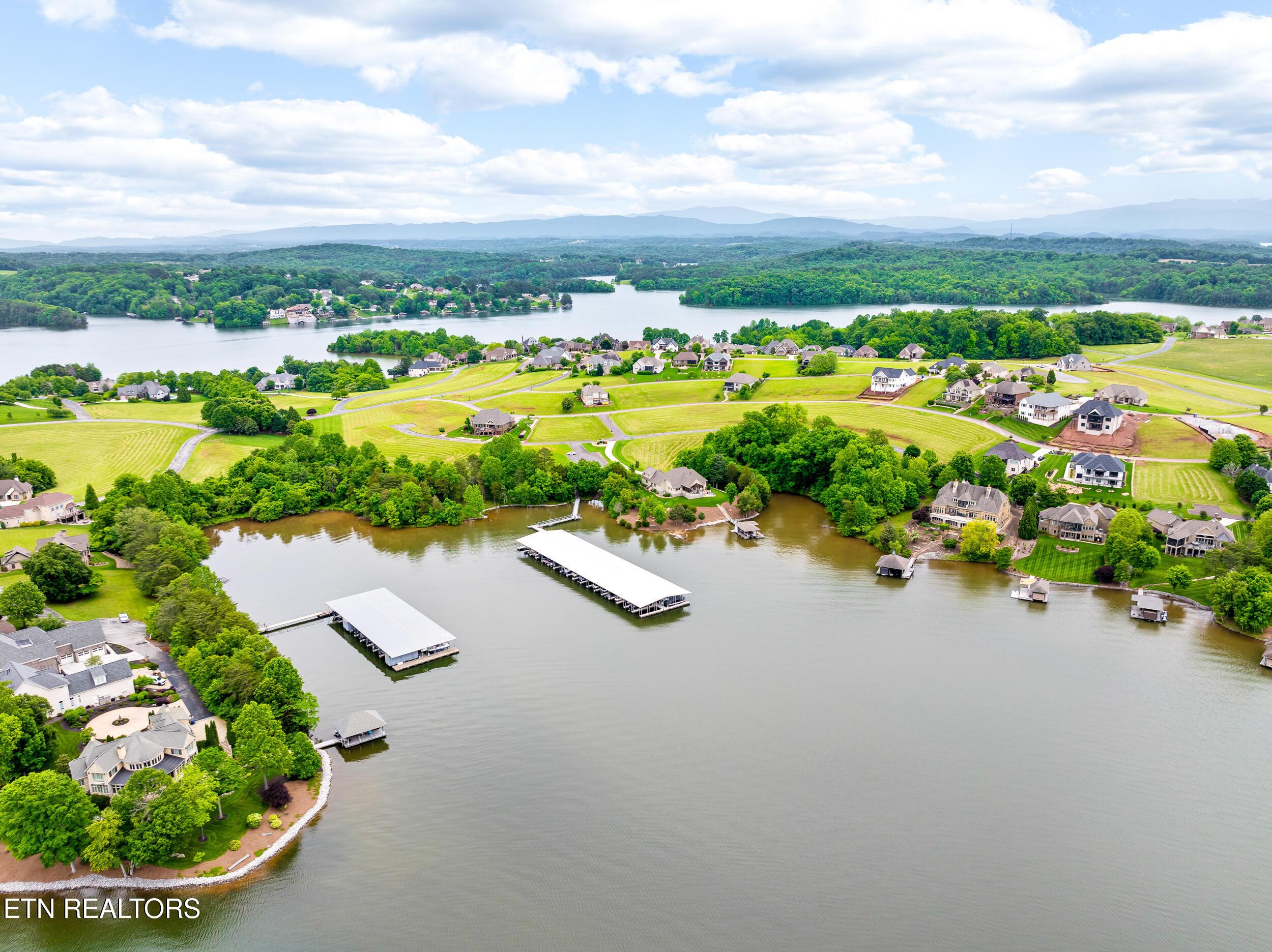 201 White Swan Drive, Vonore, TN - Fort Loudoun and Tellico Lake Real Estate - Image# 12