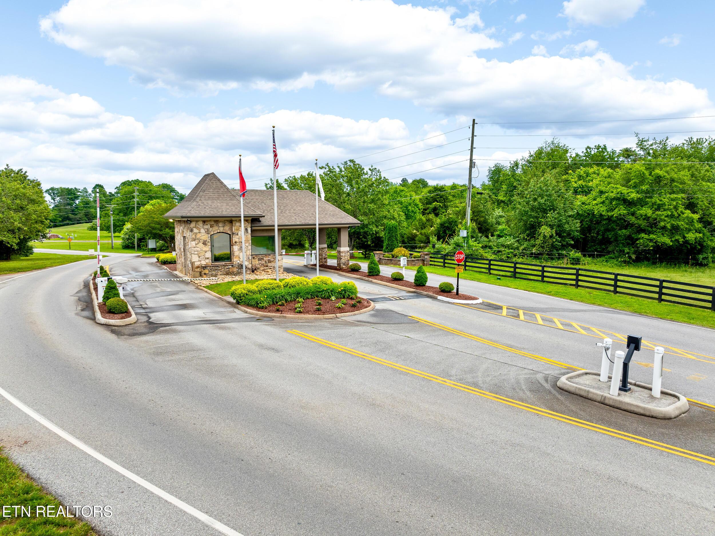 201 White Swan Drive, Vonore, TN - Fort Loudoun and Tellico Lake Real Estate - Image# 32