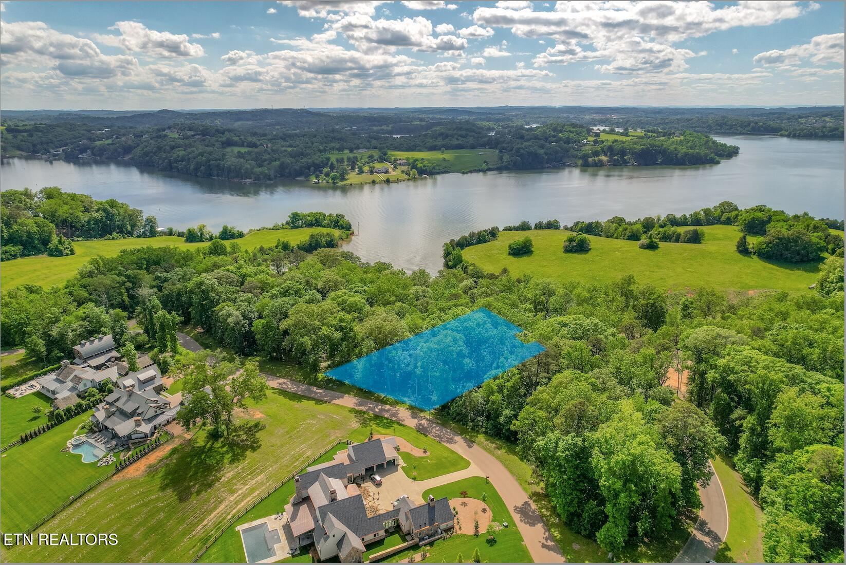 2019 Arcadia Peninsula Way, Knoxville, TN - Fort Loudoun and Tellico Lake Real Estate - Image# 1