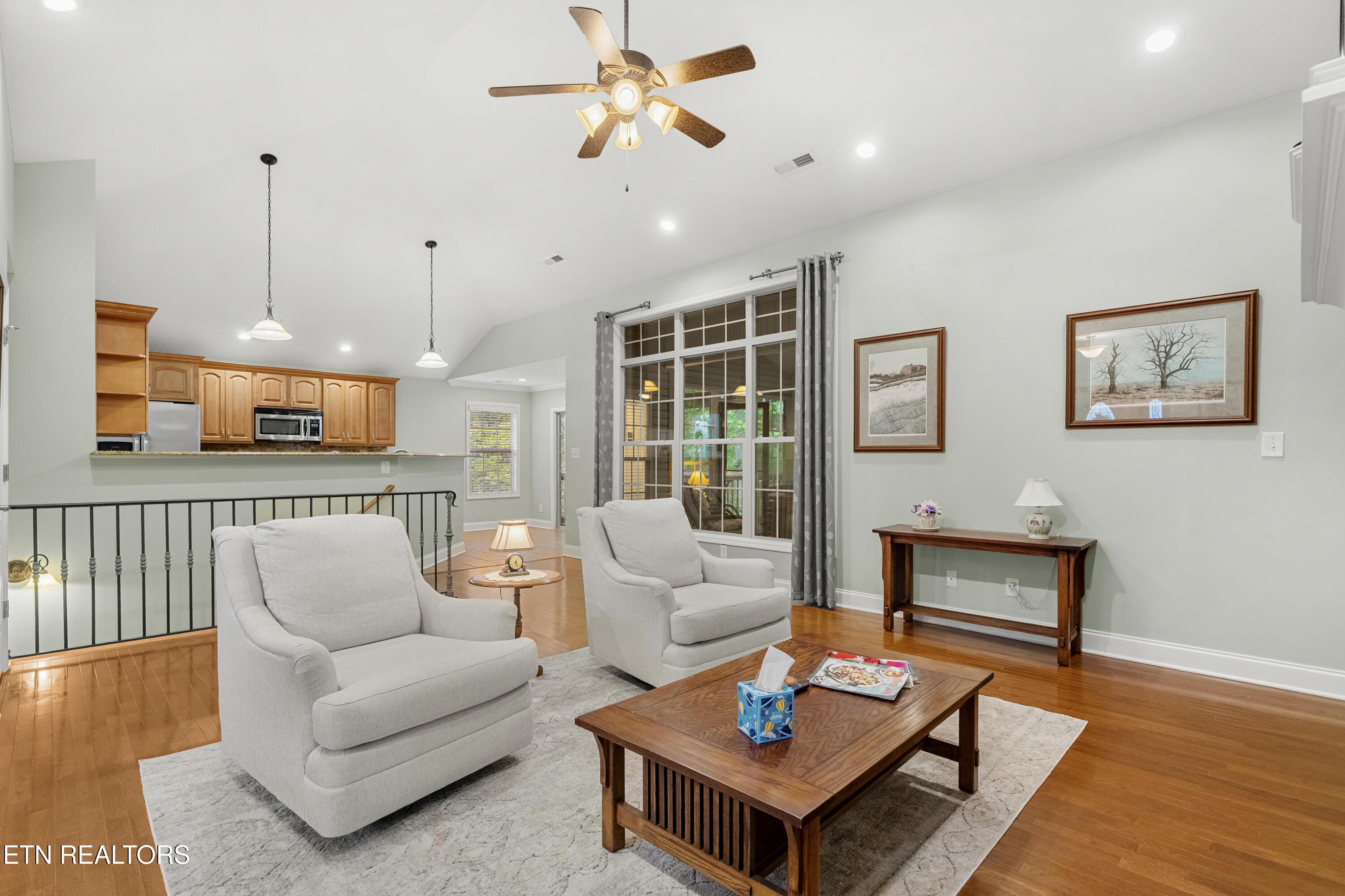 303 Uhdali Place, Loudon, TN - Fort Loudoun and Tellico Lake Real Estate - Image# 10